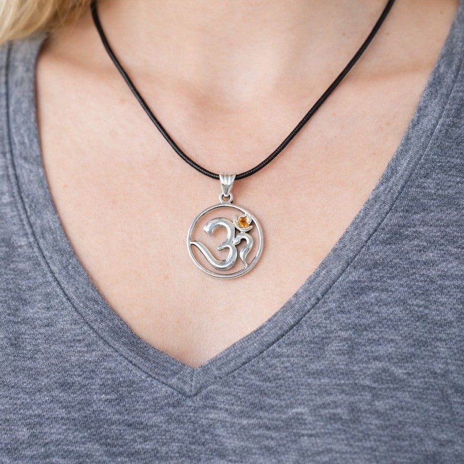 Vintage Sterling Silver Om Pendant Necklace with Amber Stone