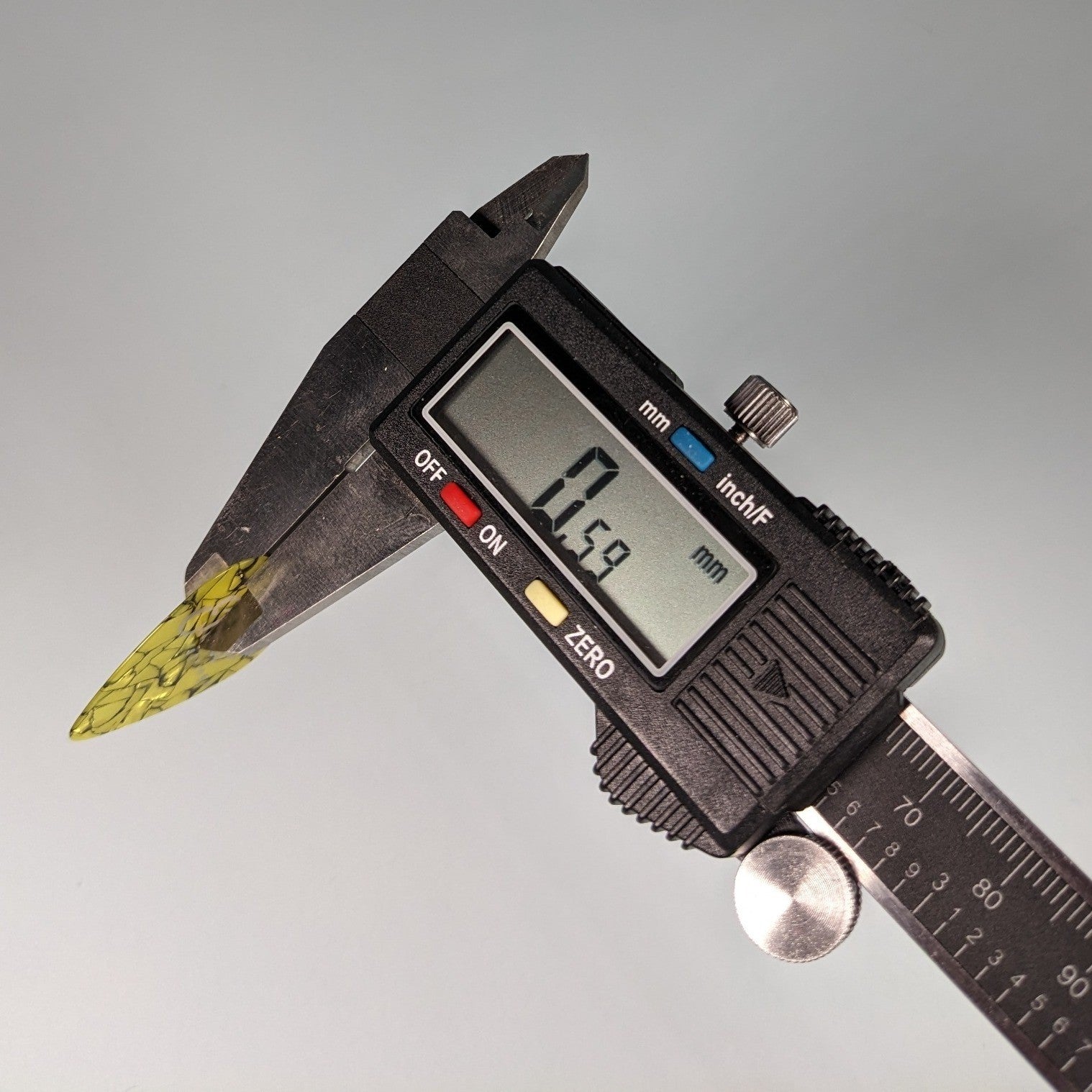 Elixir Promotional Thin Guitar Picks Set of 6 Celluloid Orange 0.55 Yellow 0.59