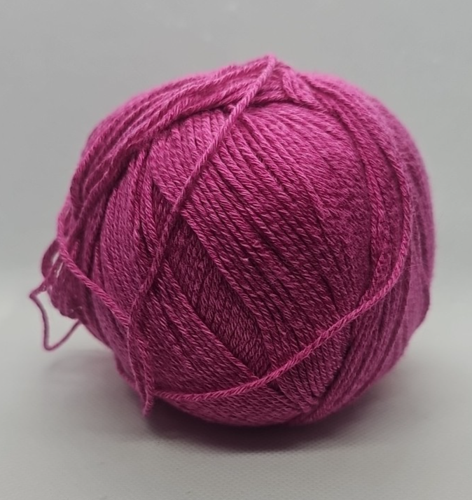 Universal Yarn Bamboo Pop Yarn - Super Pink