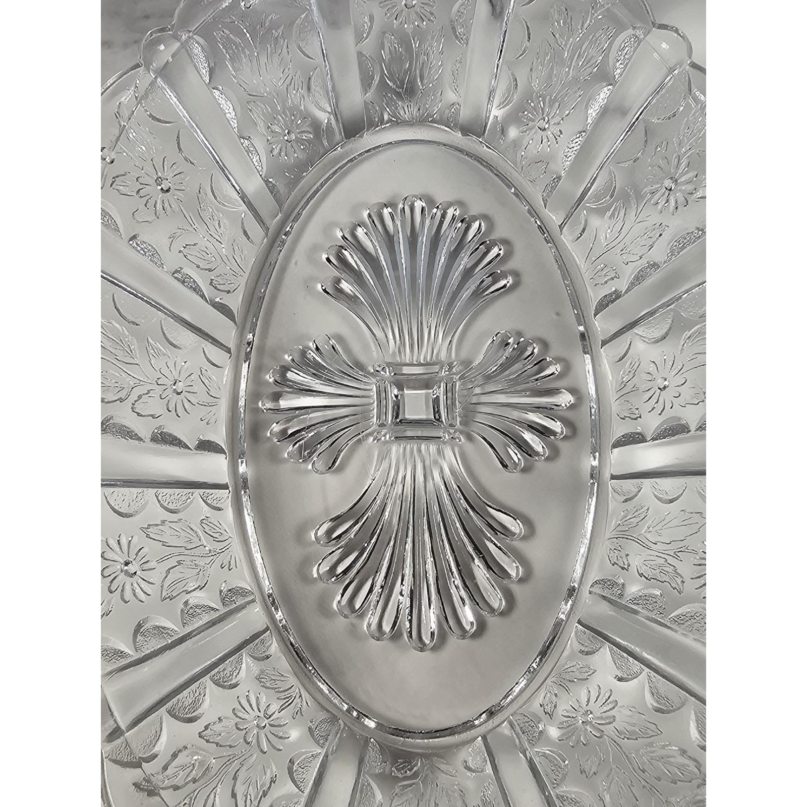 Vintage Clear Glass Sunflower Pattern Oblong Serving Bowl 9"