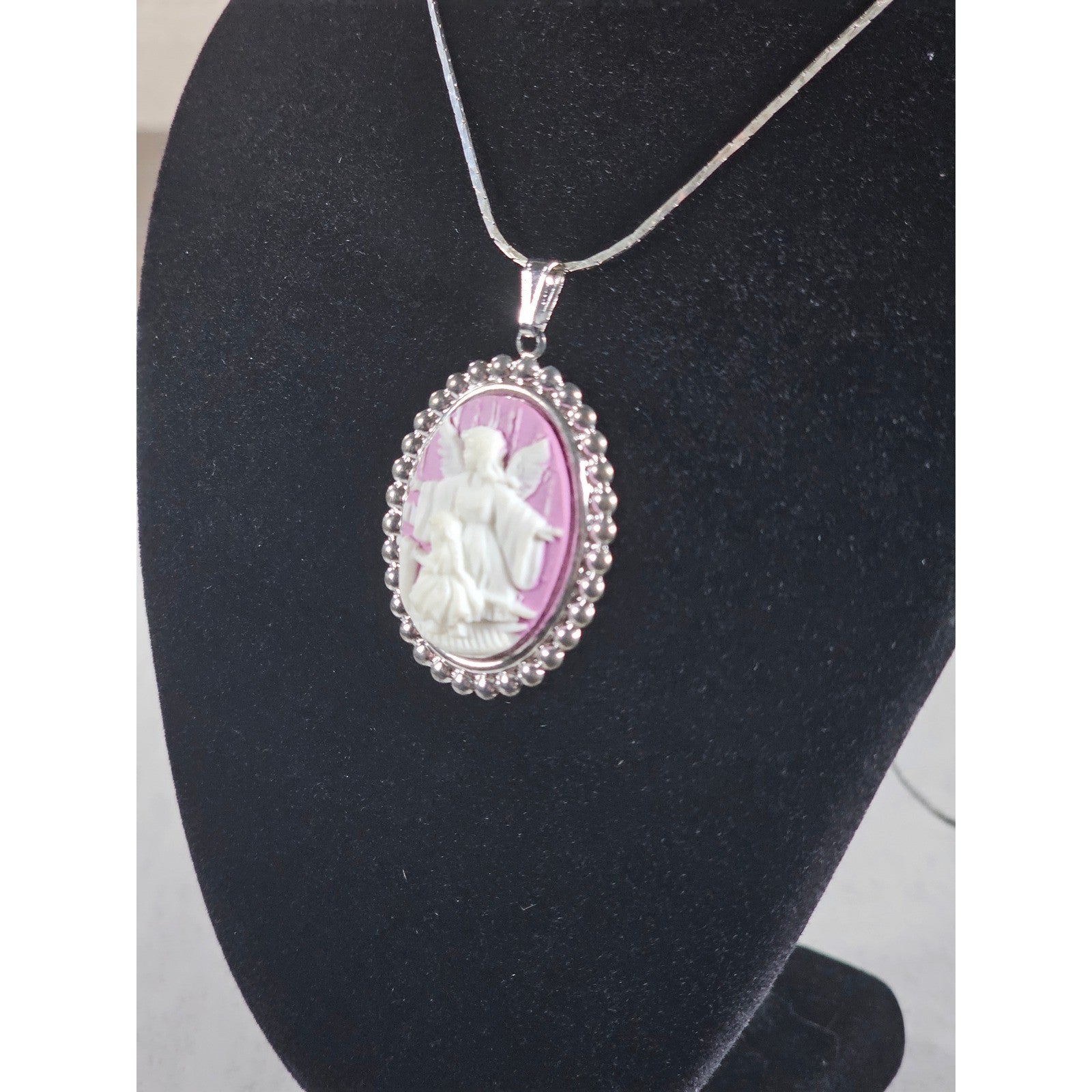 Vintage Angel Cameo Pendant Necklace Pink Relief Silver Tone Oval