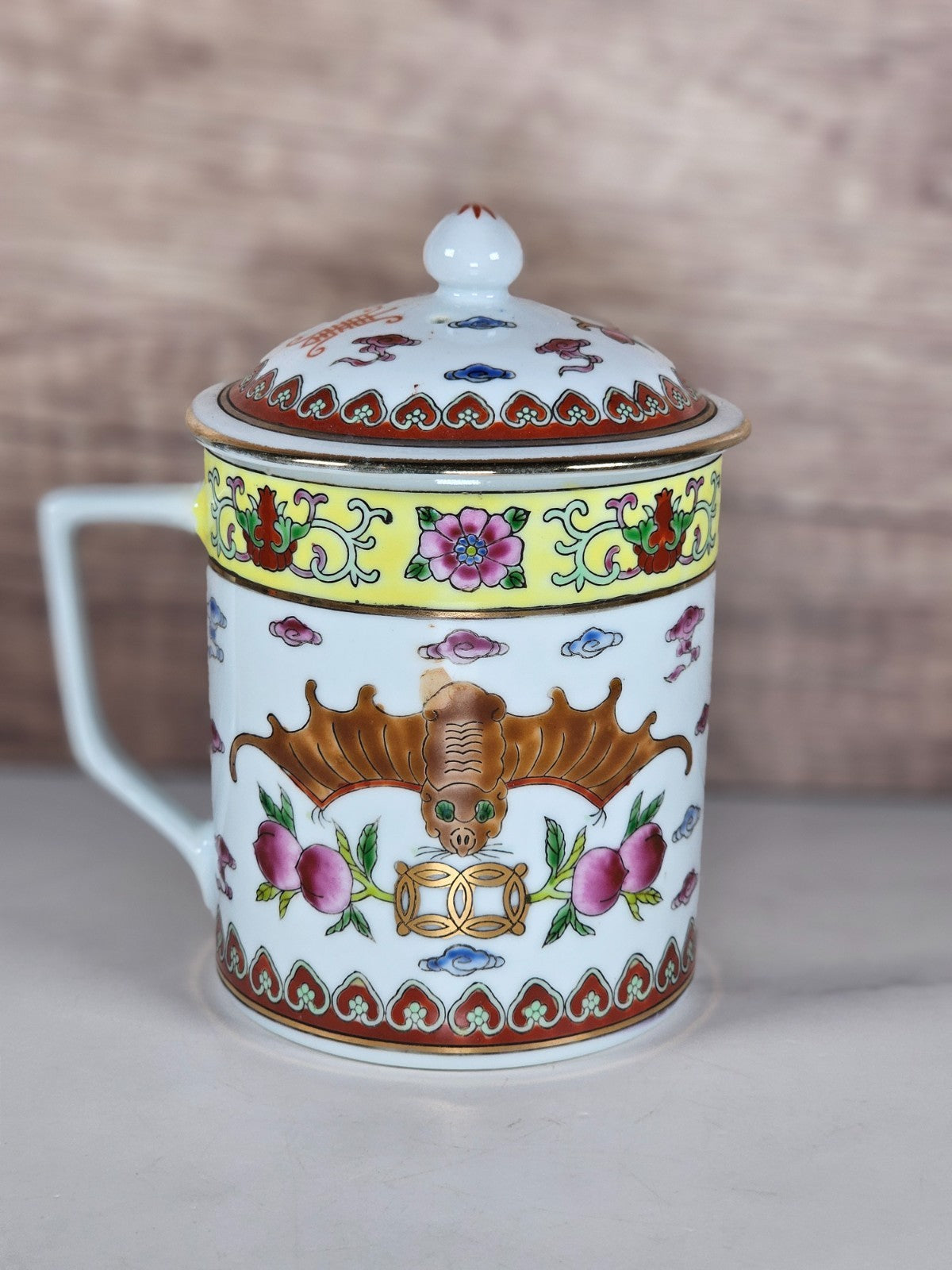 Vintage Jingdezhen Chinese Porcelain Lidded Teacup – Bat Motif, Floral Border