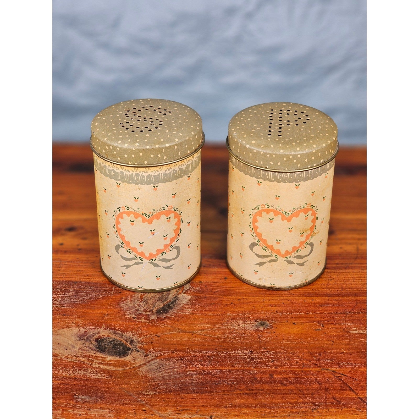 Vintage Tin Salt and Pepper Shaker Set Heart Motif Shabby Chic Kitchen Decor