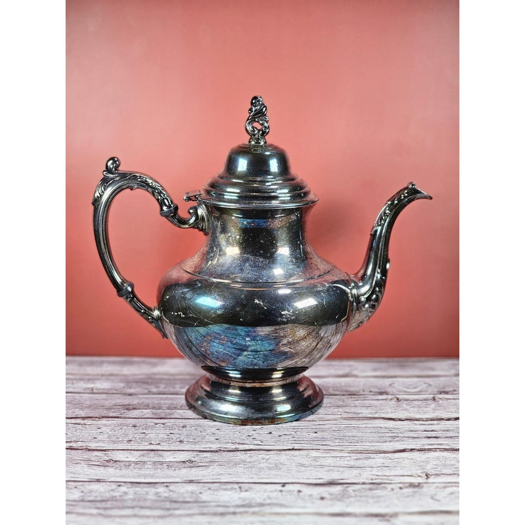 Vintage Oneida Silver Plated Teapot Ornate Handle Hinged Lid 9 Inch