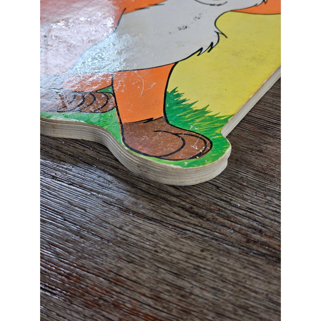 Vintage 1981 Walt Disney The Fox Finds a Friend Golden Sturdy Shape Book Tod