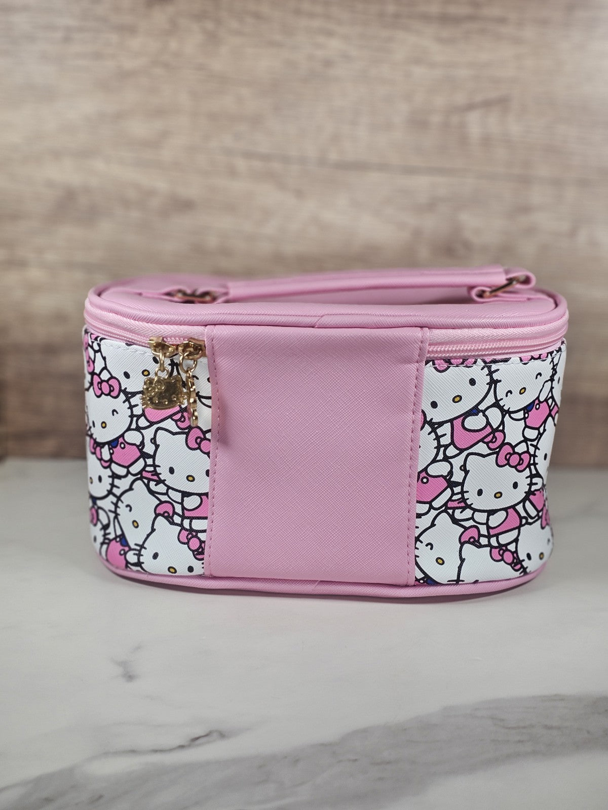 Hello Kitty Pink Cosmetic Case – Sanrio Travel Makeup Bag with Zipper & Charm