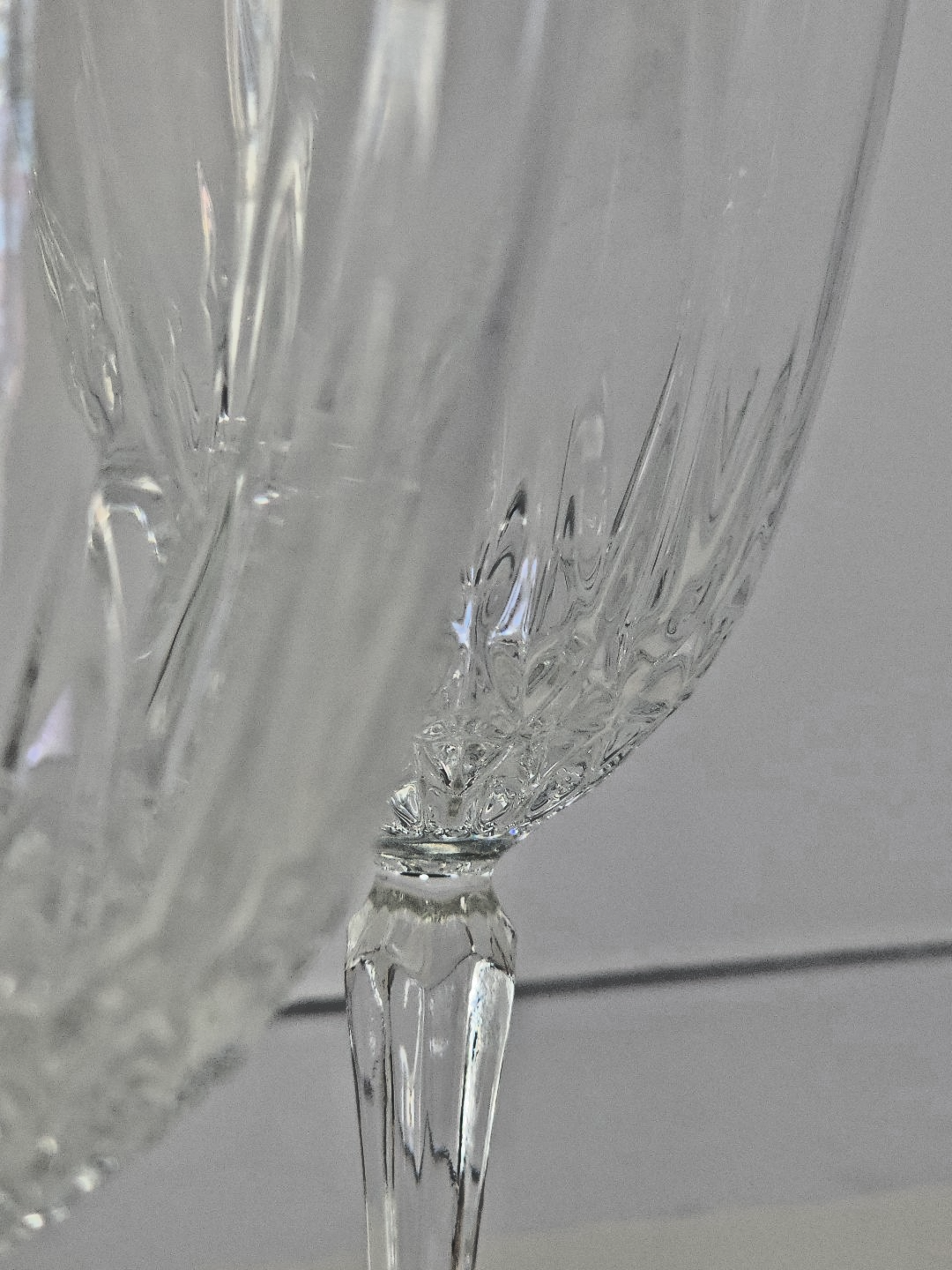 Set of 4 "Diamant" by Cristal D'Arques-Durand 8oz Luminarc Wine Glasses