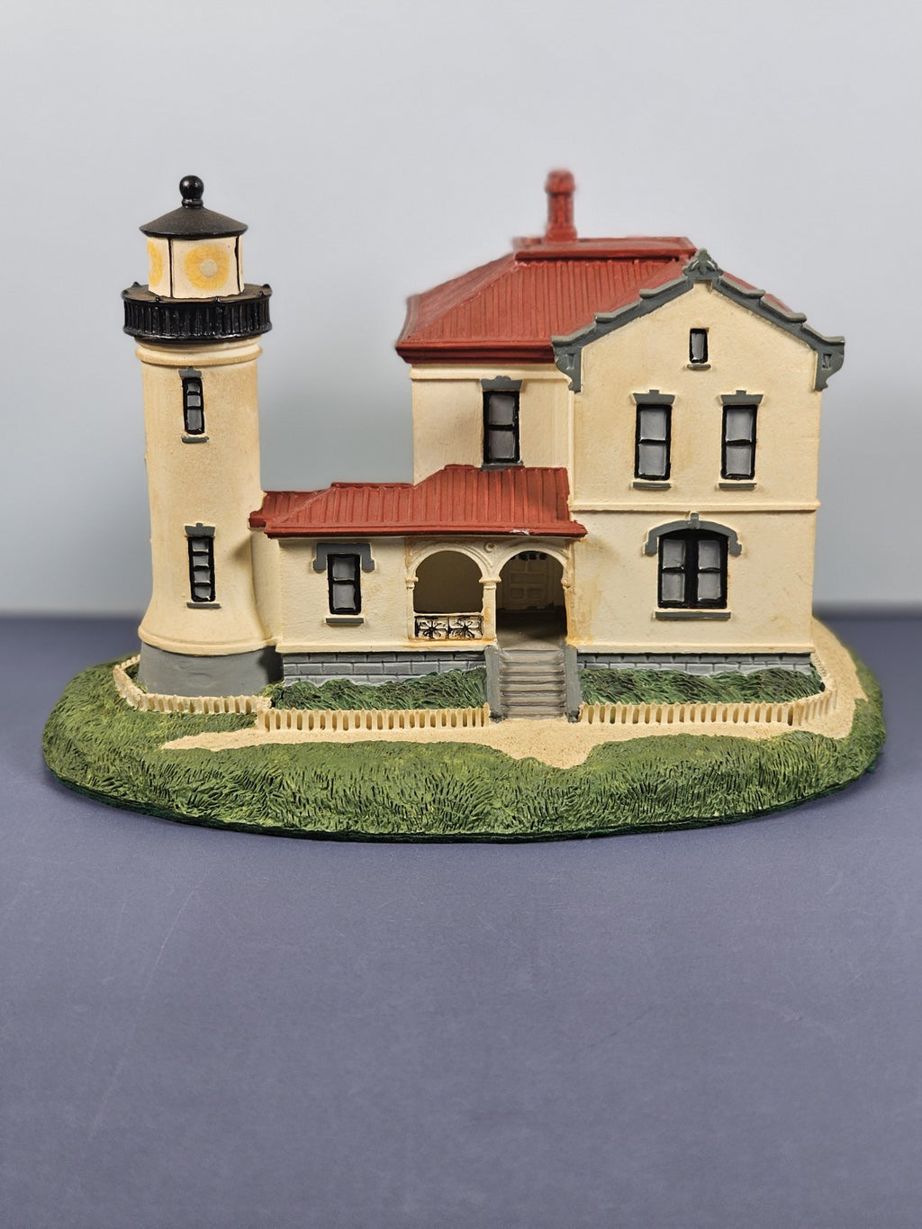 Admiralty Head Lighthouse Danbury Mint Lighthouses 1992  Whidbey Island WA