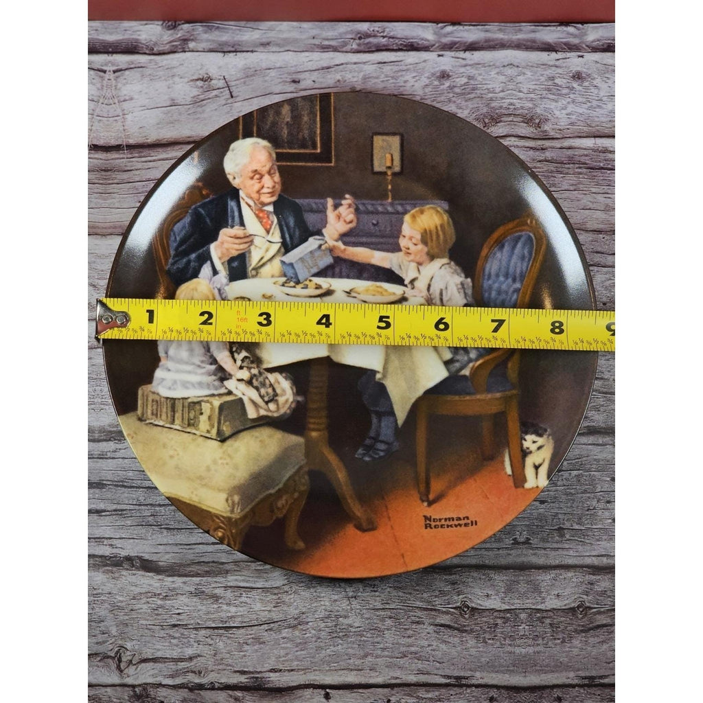 Vintage Norman Rockwell Family Dinner Plate 1984 Knowles 8.5" Collector