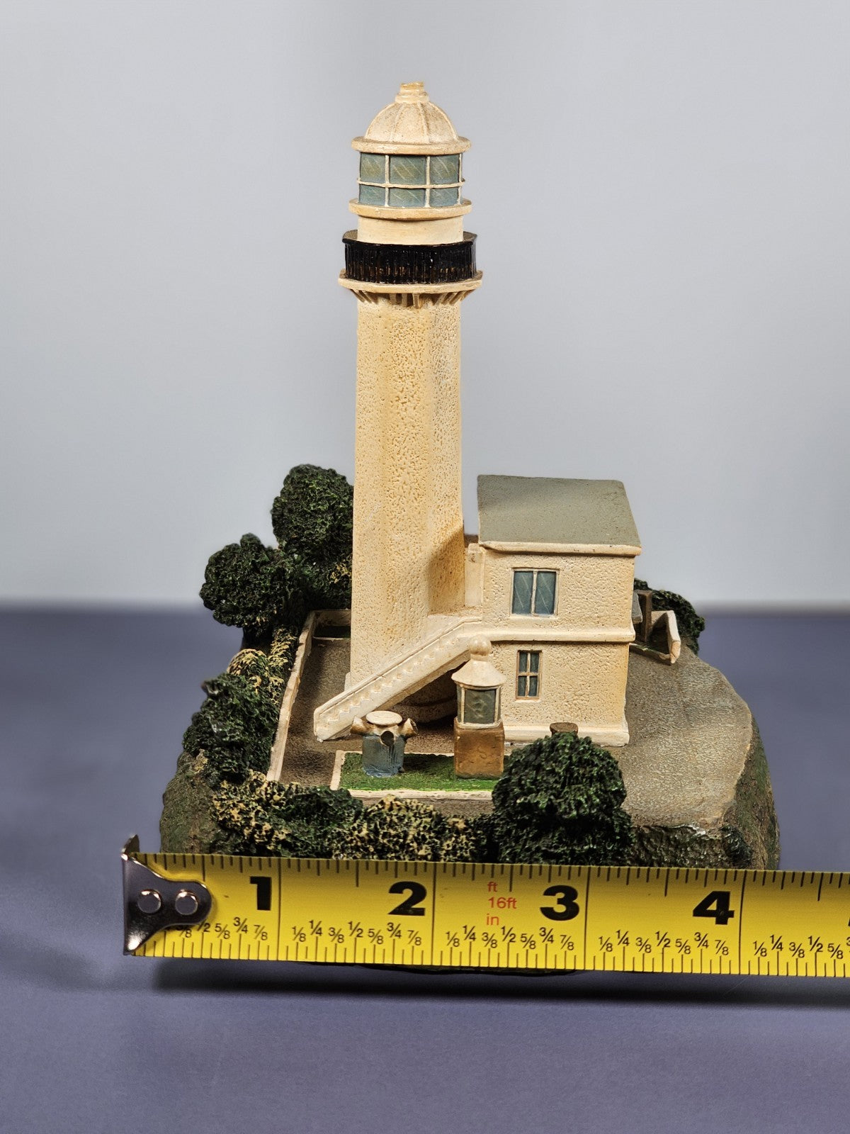 Danbury Mint Kan Non Zaki Lighthouse Sculpture Japan Collection W/ COA