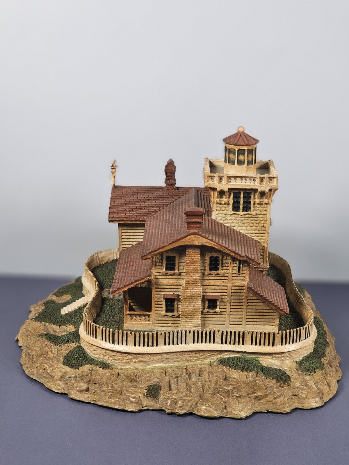 Danbury Mint East Brother Light Station Replica From Historic American Lighthous