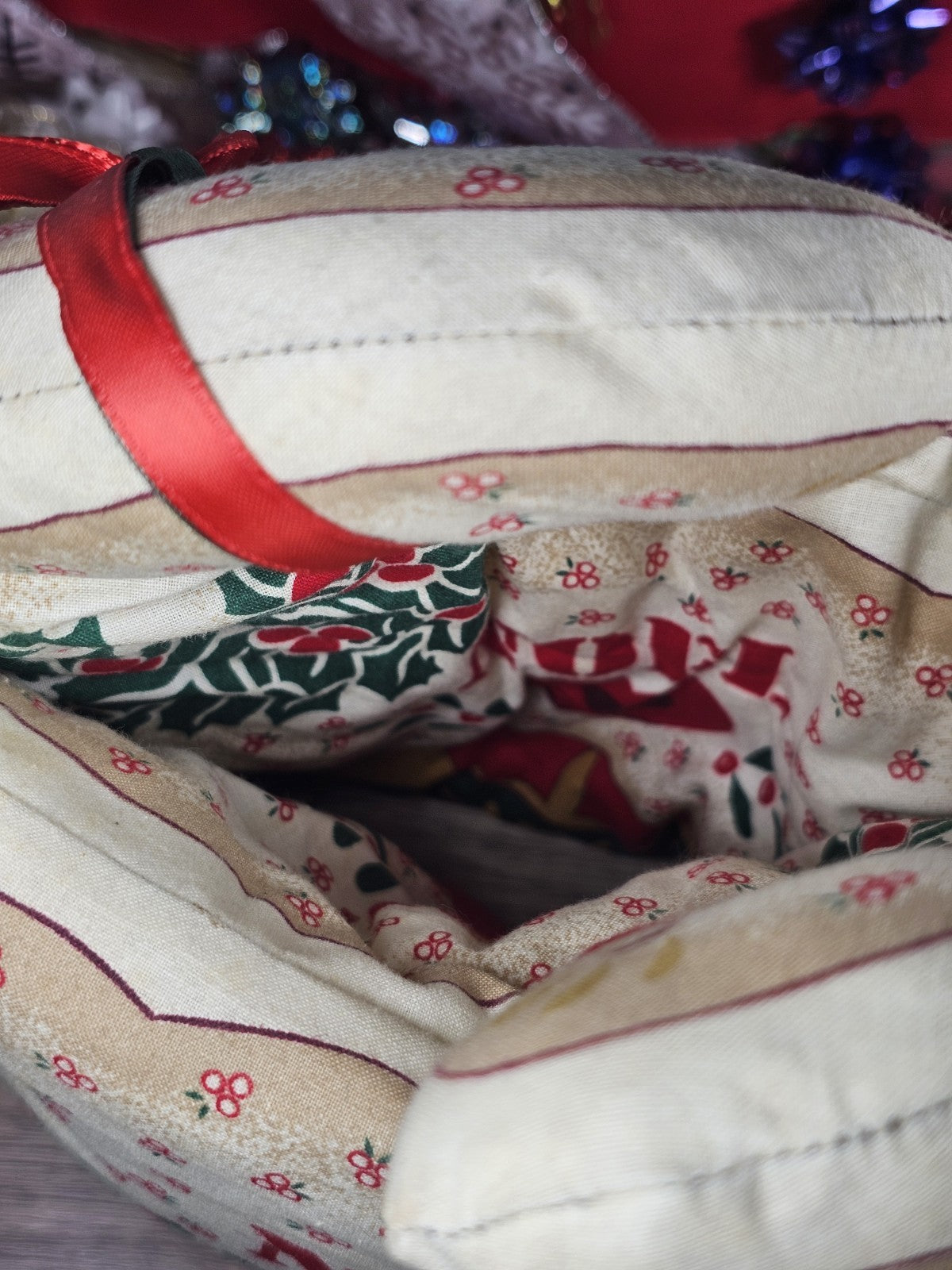 Vintage Handmade Christmas Swans Noel Pillow