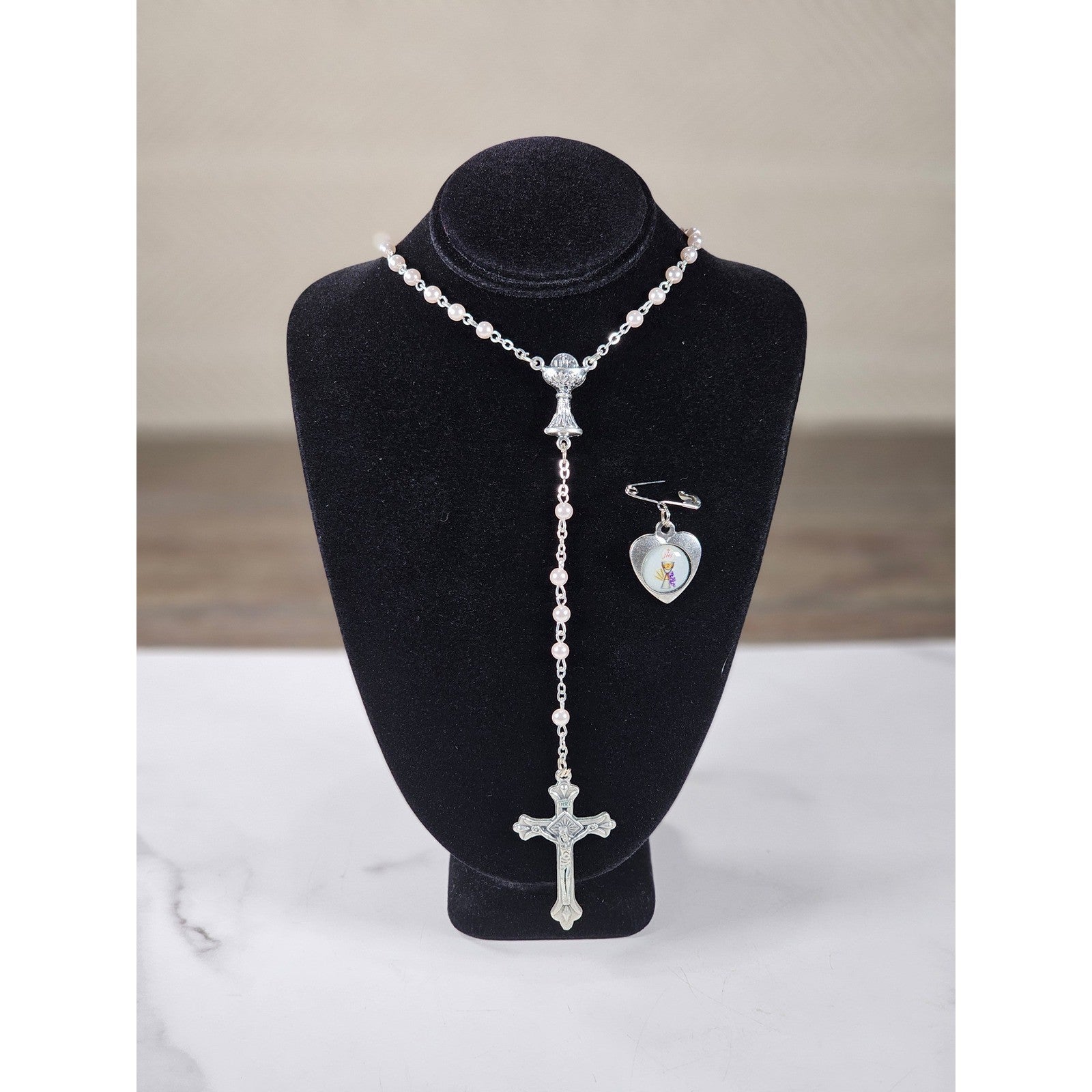Vintage Rosary Necklace & Heart Pin Set with Case Religious