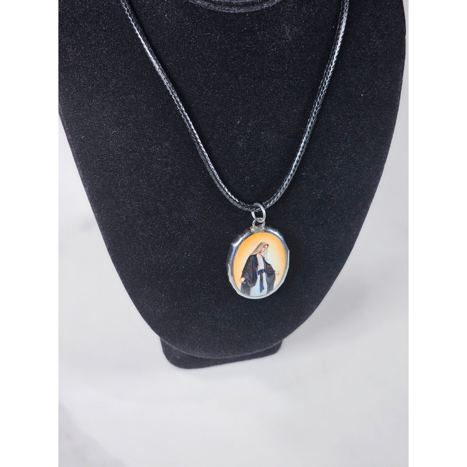 Vintage Madonna Pendant Necklace Oval Religious Medallion