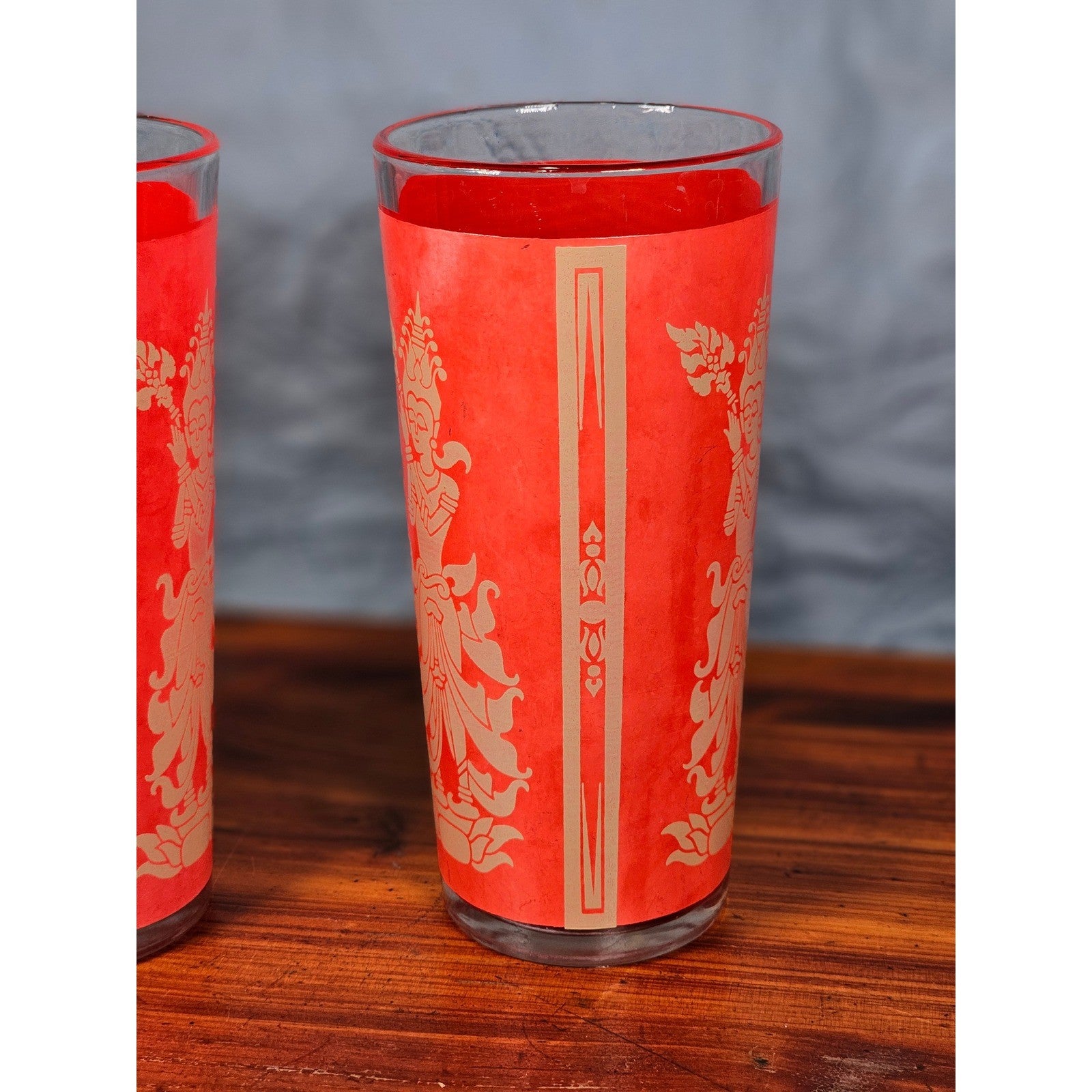 Vintage Red Asian Dancer Gold Glasses Set of 2 Tall Drinking Tumblers