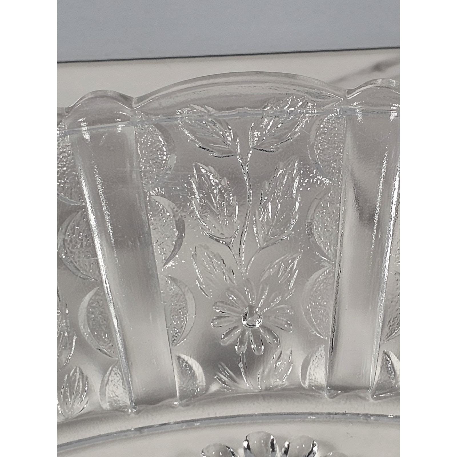 Vintage Clear Glass Sunflower Pattern Oblong Serving Bowl 9"
