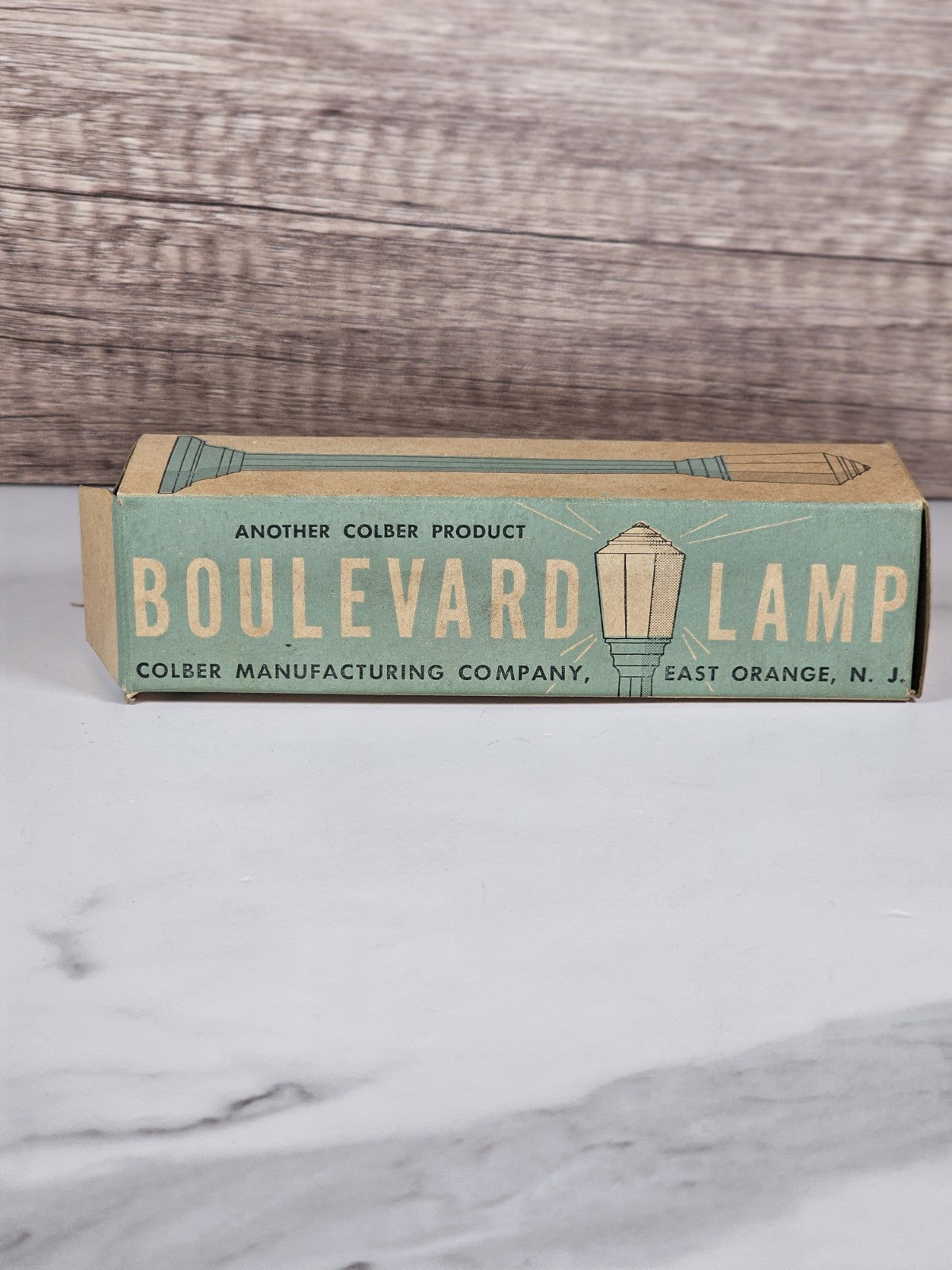 Colber Manufacturing Boulevard Lamp with Lit Globe & Original Box Not Tested