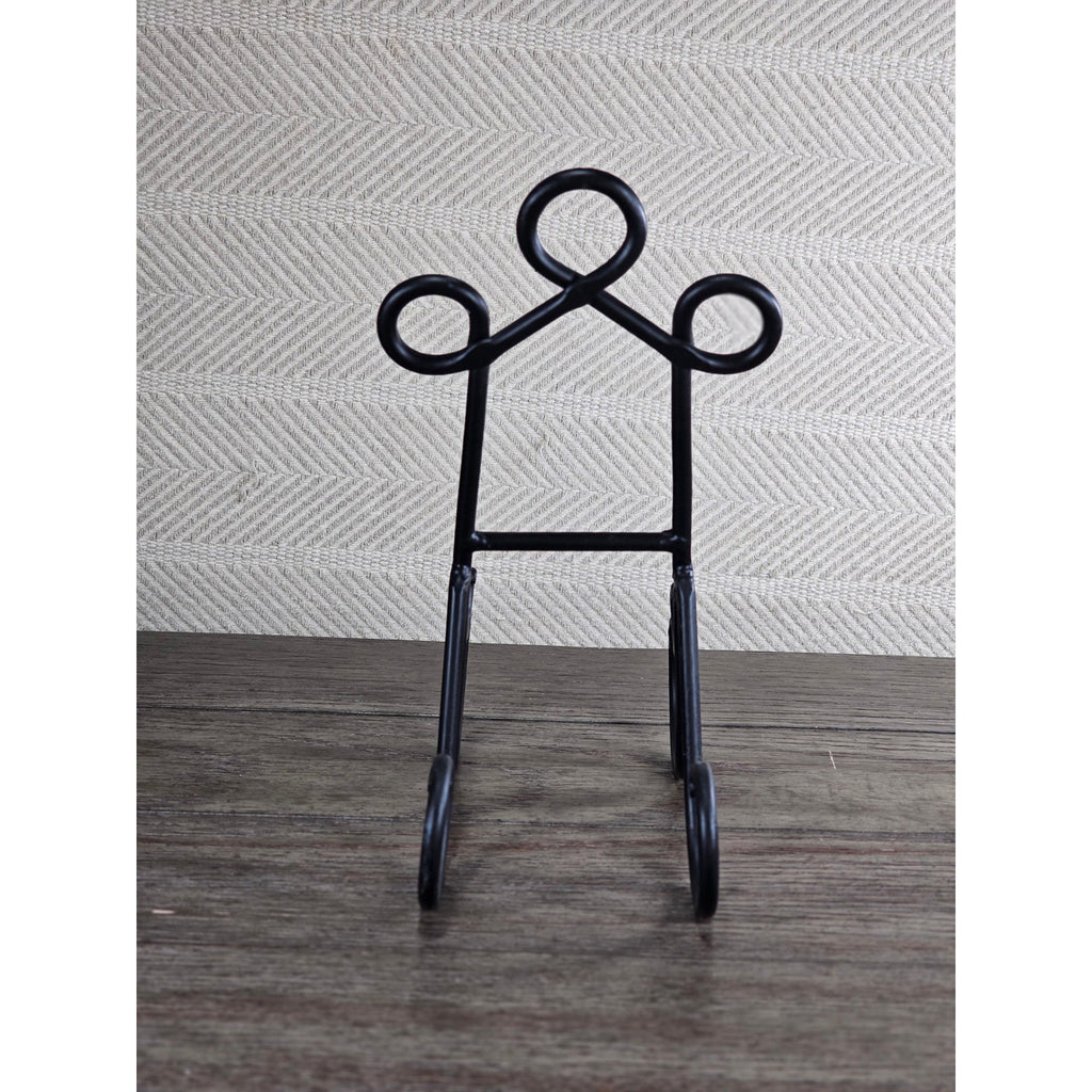 Vintage Iron Plate Stand | Black Metal Display Easel | Rustic Plate Holder
