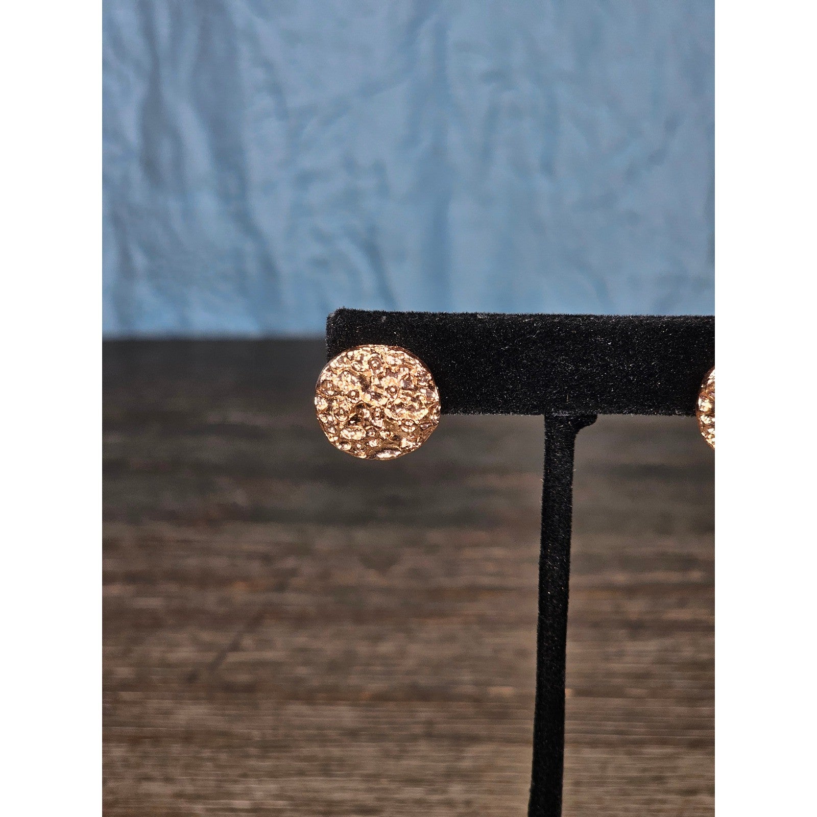 Textured Gold Tone Round Stud Earrings Vintage Style Minimal Earrings