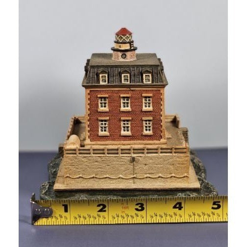 Danbury Mint New London Ledge Lighthouse Figurine Coastal Decor