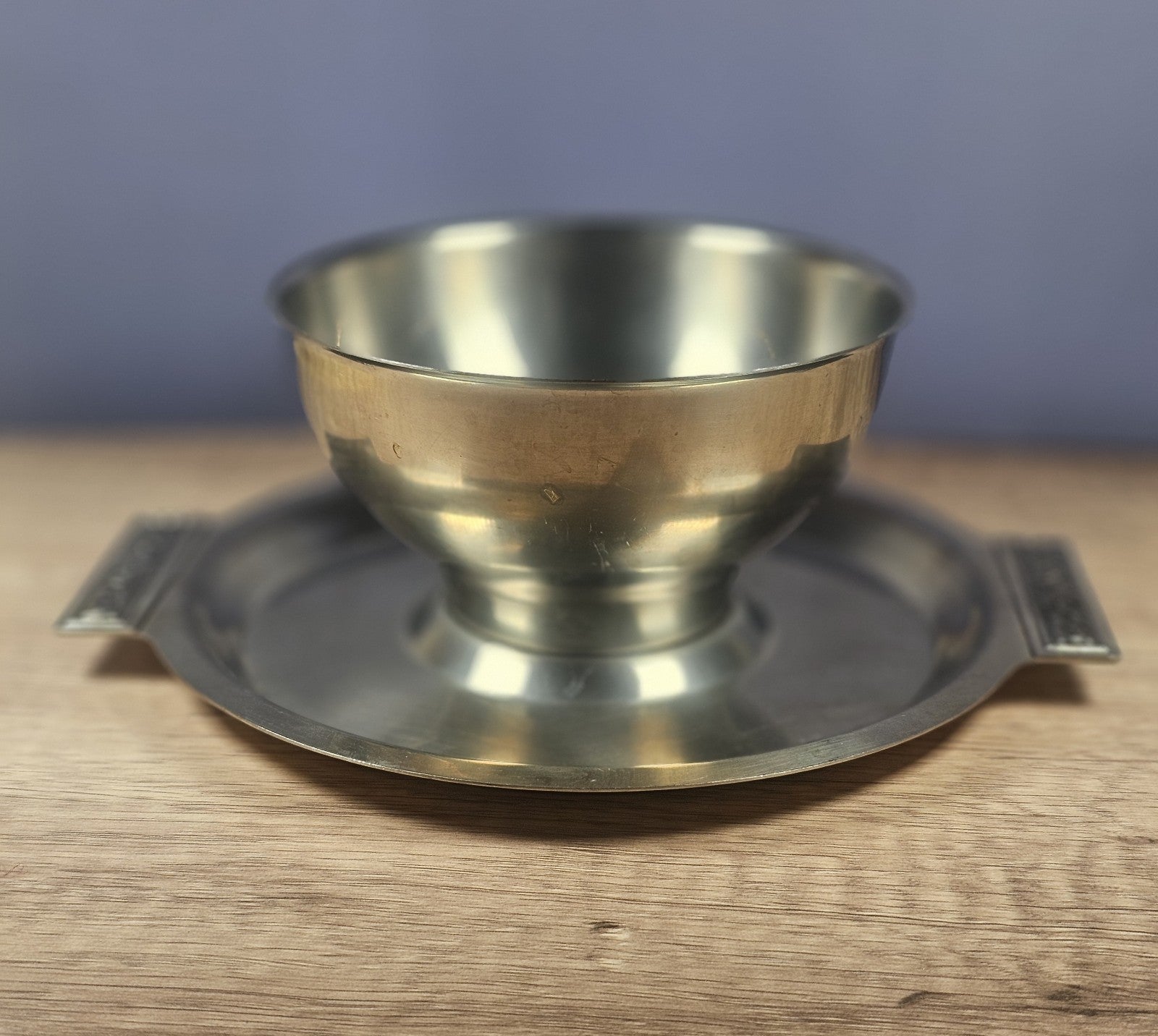 International Decorator Stainless Steel Gravy Bowl With Attached Plate Elegant