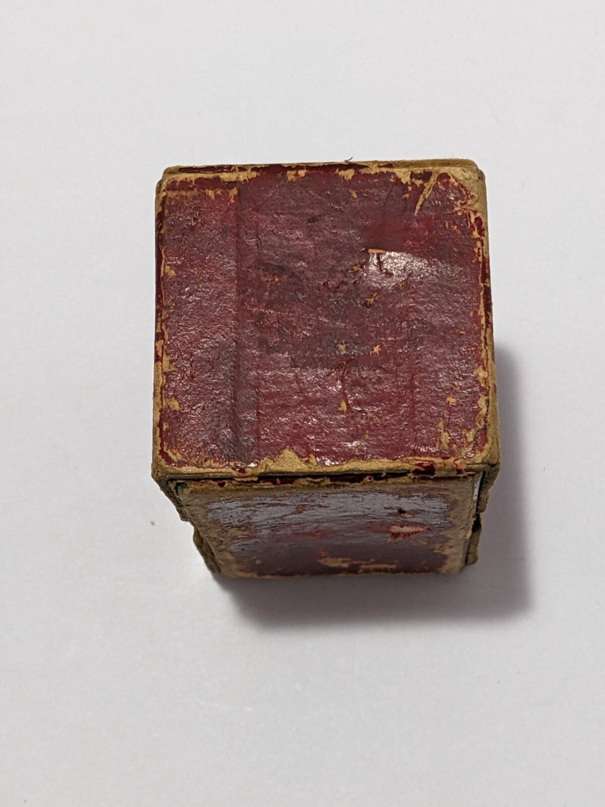 Vintage “Spring Beard” Knitting Needles Box • Made in Canada by The Torrington