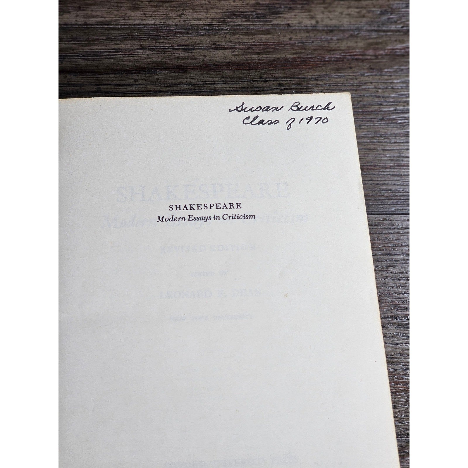 Shakespeare Modern Essays in Criticism 1967 OUP Paperback