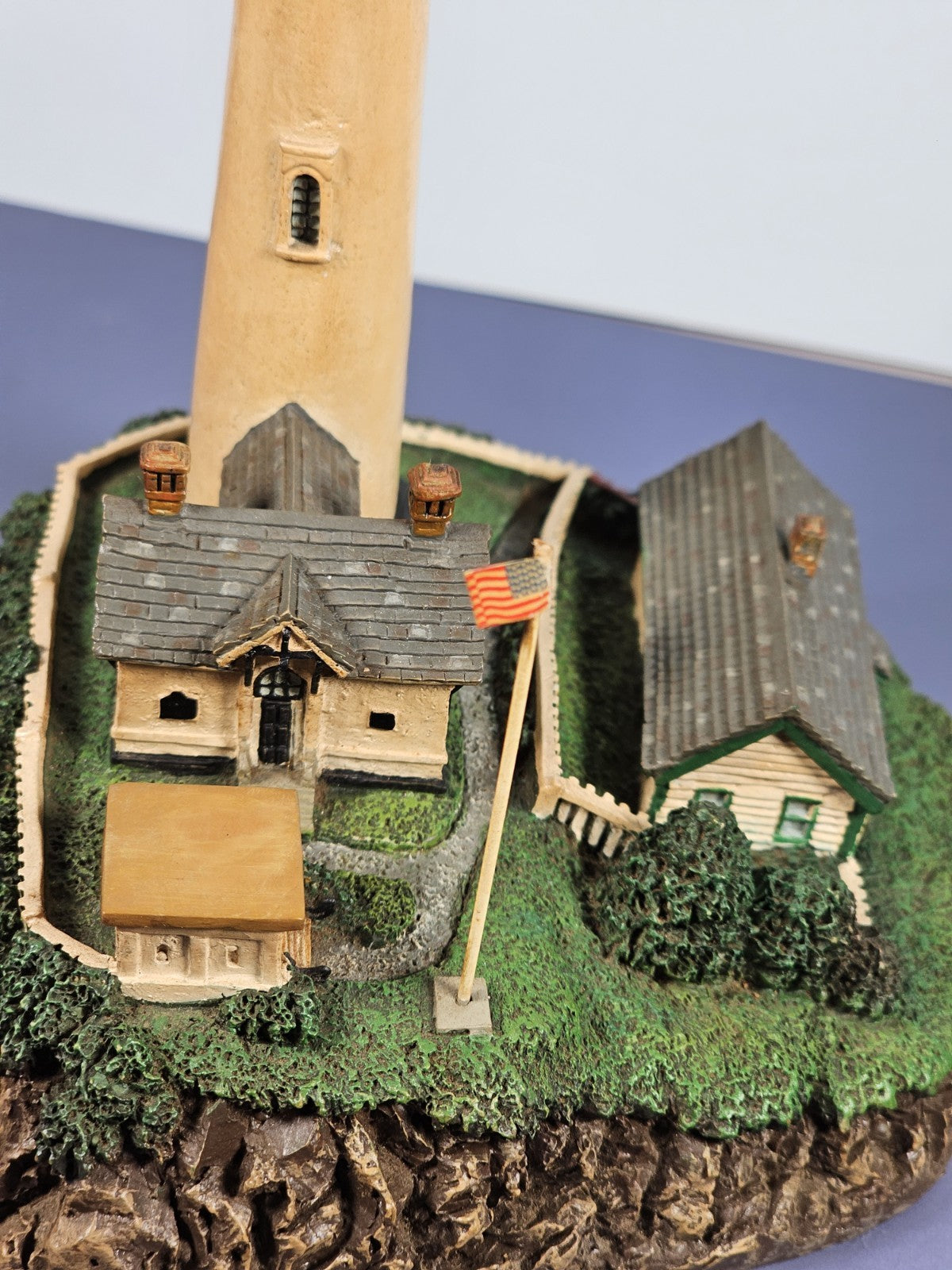 Danbury Mint Pigeon Point Lighthouse Sculpture Beacon By The Sea With COA