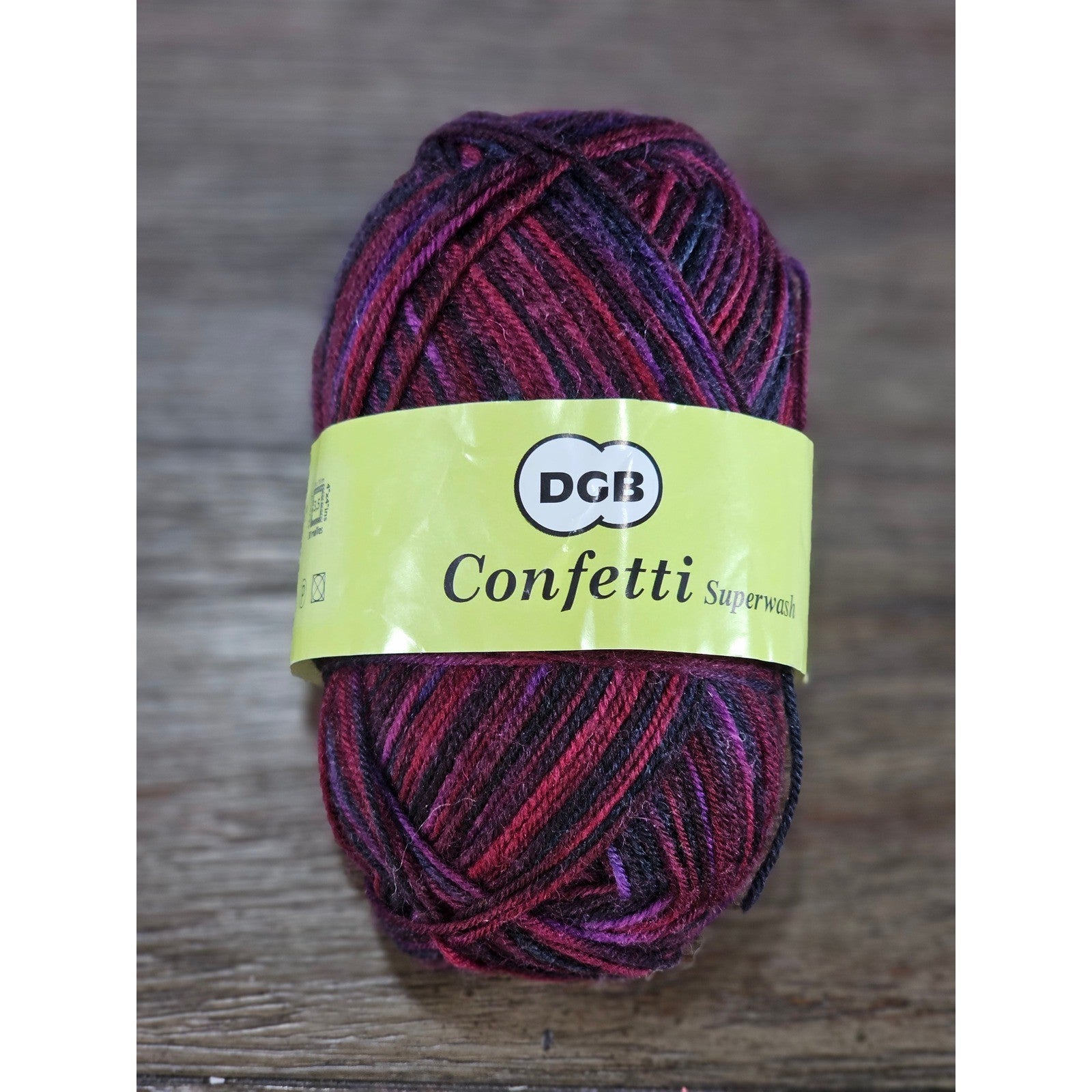 Vintage Superwash Wool Nylon Yarn 50g 210m Made in Italy Variegated