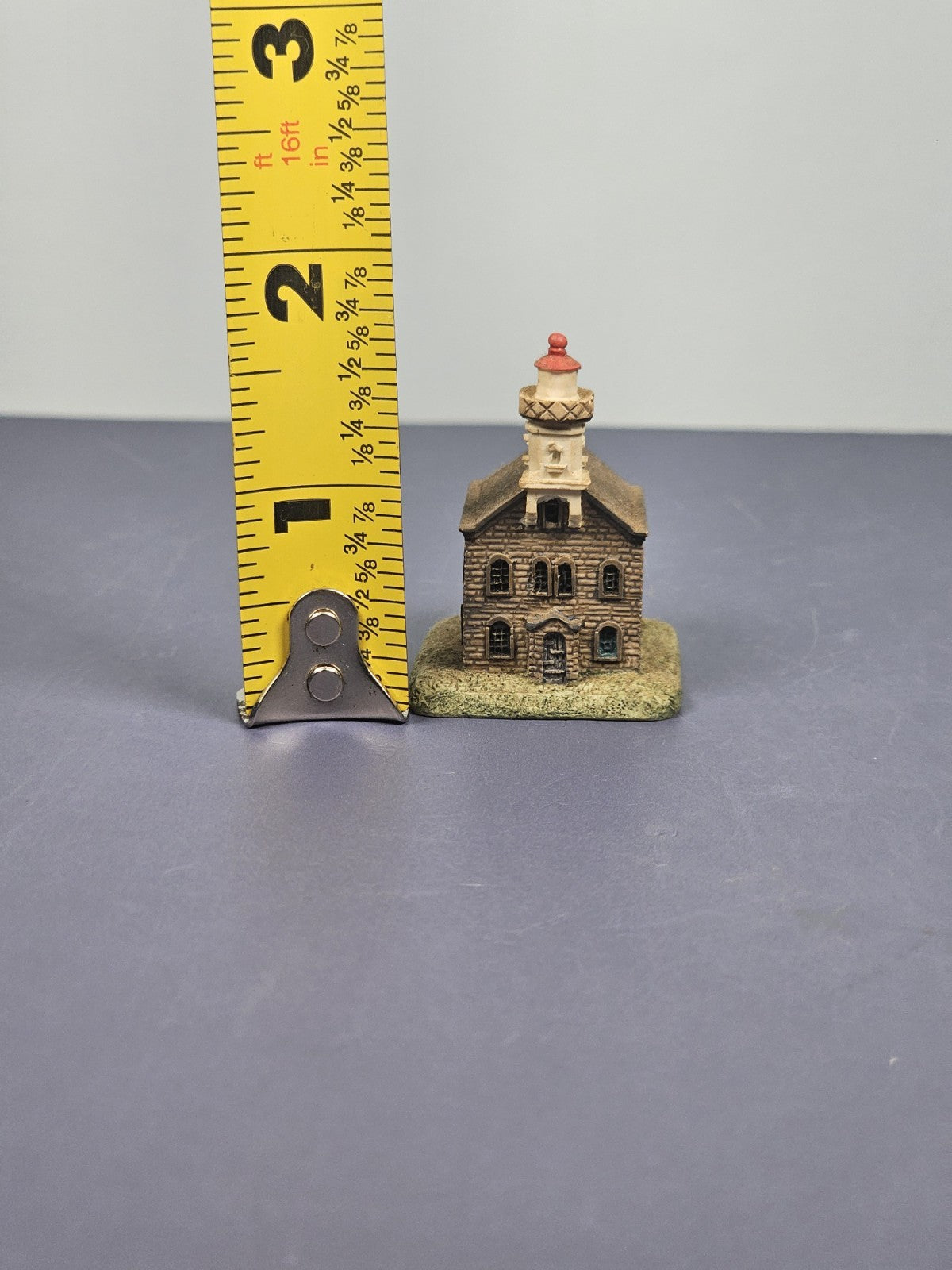 Lenox Miniature Lighthouse Thimble Figurine Great Captain Island Lighthouse CT