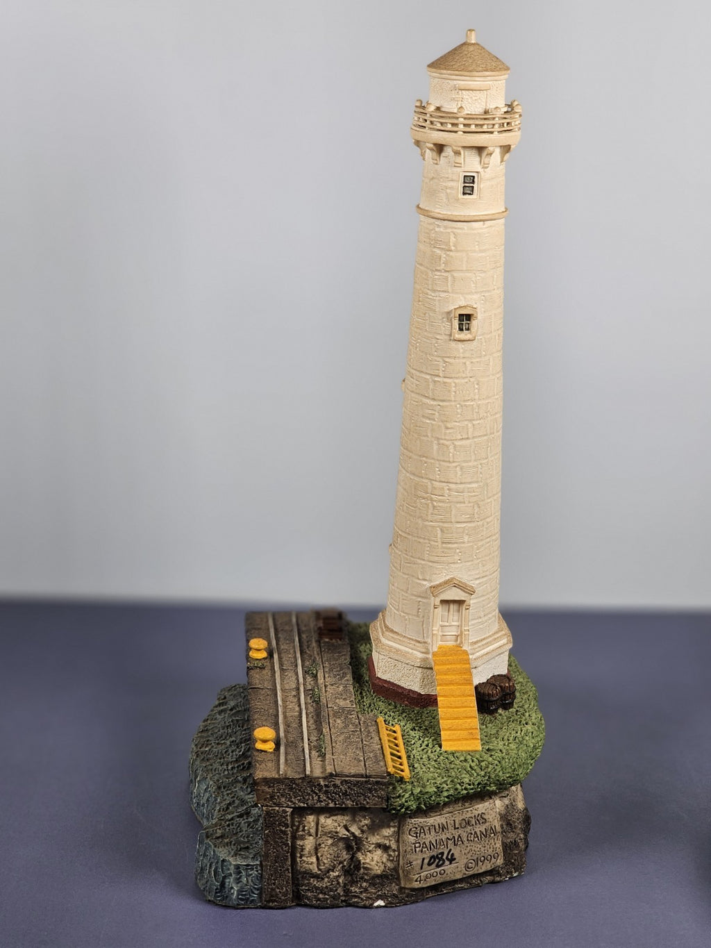 Harbour Lights HL241 The Panama Canal Matched Set Lighthouses #241