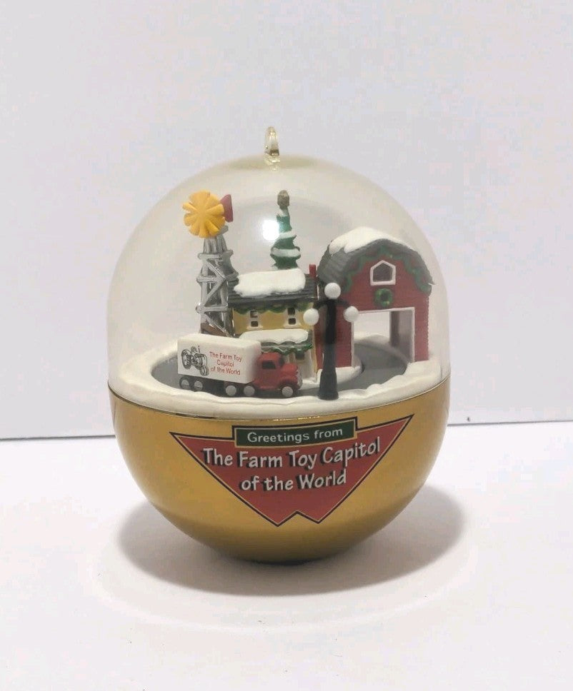 Vintage “Crossroads Collectables” 3-D Country/Farm Scene Ornament by ERTL