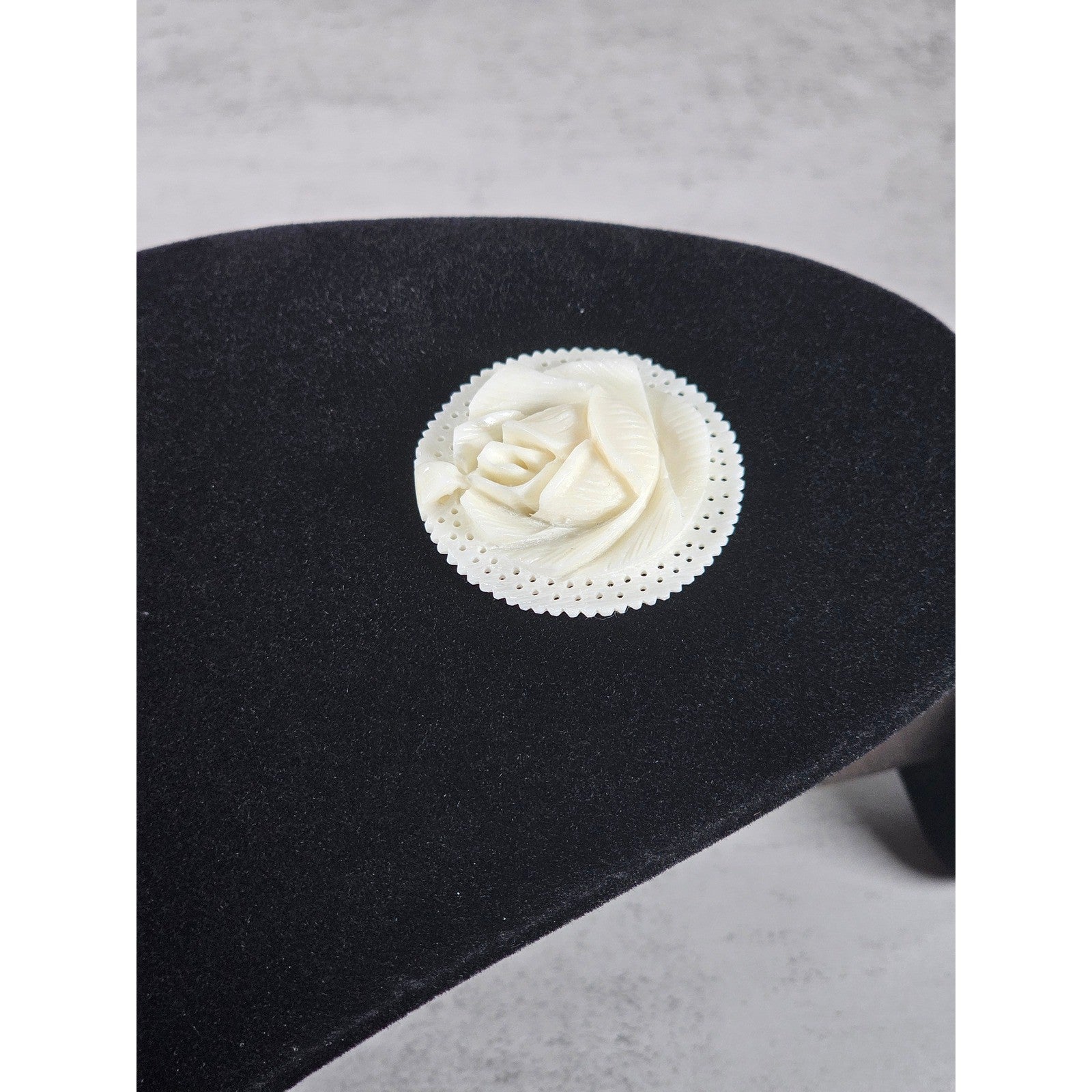 Vintage Carved Rose Pendant Round Floral Medallion Ivory Tone
