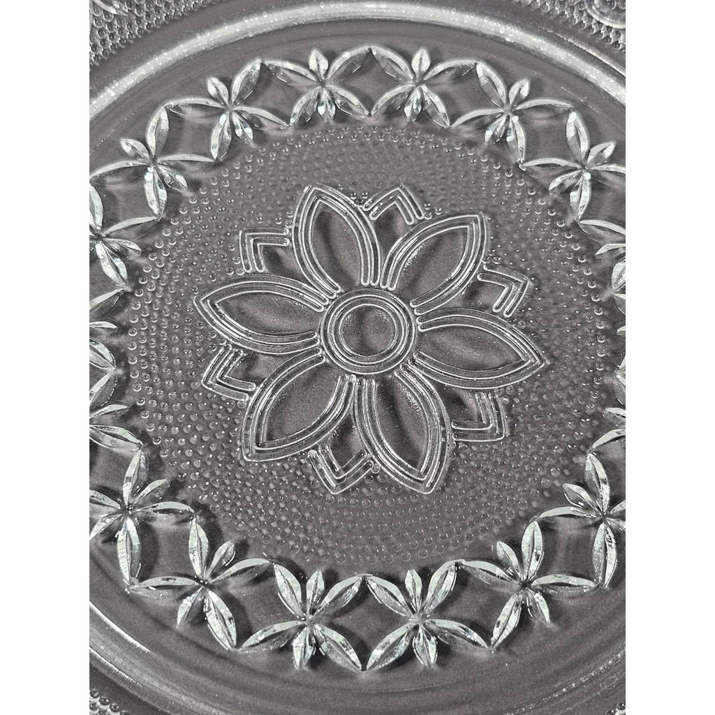 Anchor Hocking Sandwich Glass Plates Set of 2 Clear Pressed