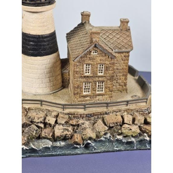 Harbour Lights Execution Rock Lighthouse 1998 w/ COA