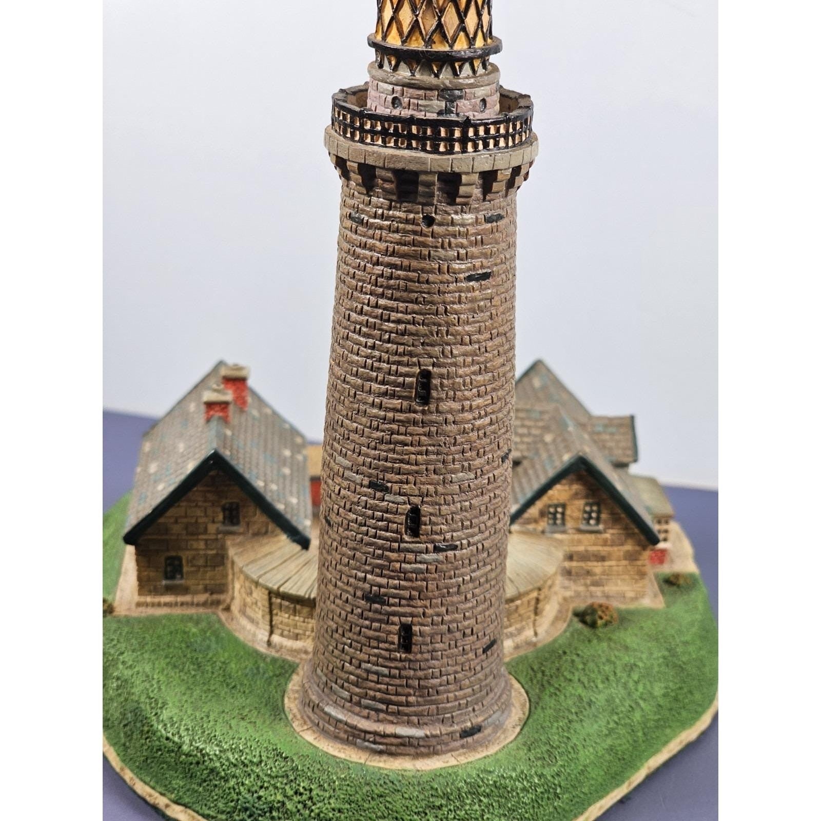 Danbury Mint Lodbjerg Lighthouse Denmark 1994 Figurine