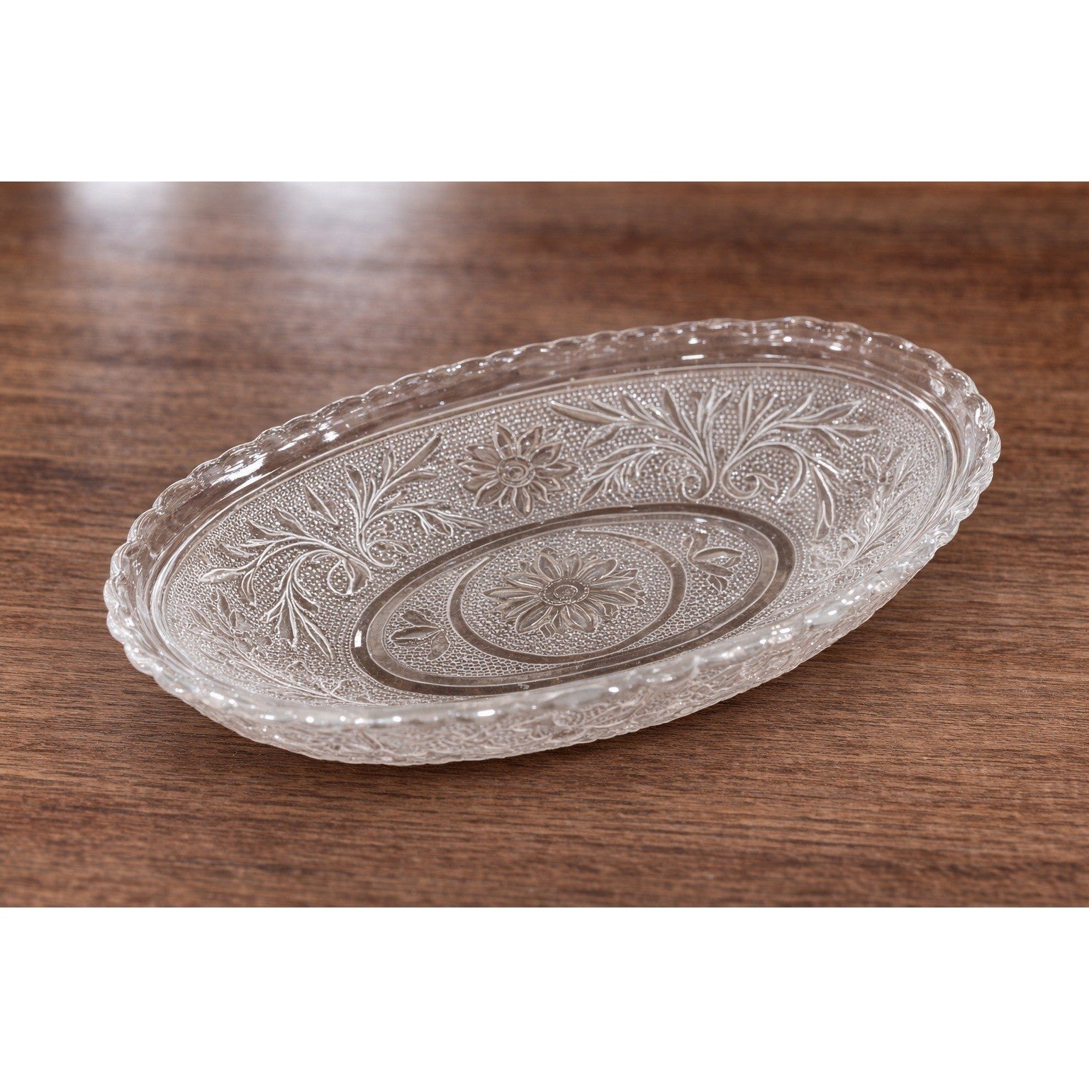 Anchor Hocking Sandwich Glass Oval Serving Bowl Scalloped Edge