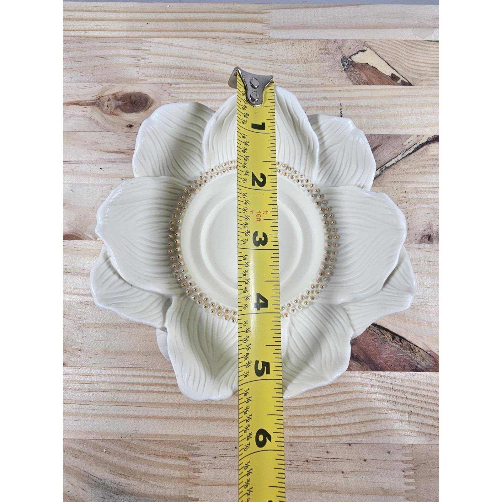 Vintage PartyLite Magnolia Lotus Candle Holder Gold Trim