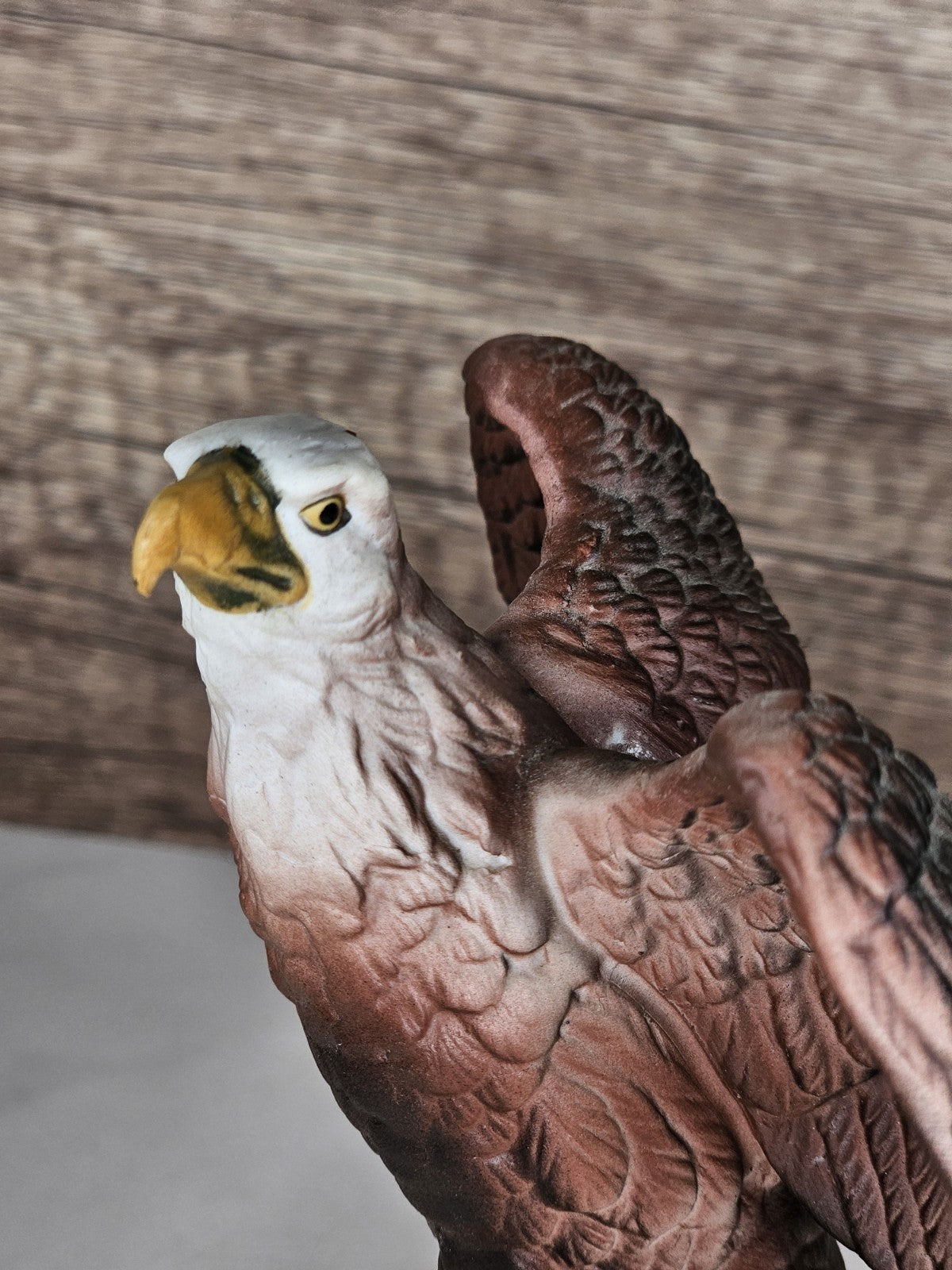 Vintage Bald Eagle Figurine – Majestic Resin Sculpture – 6¼” Tall