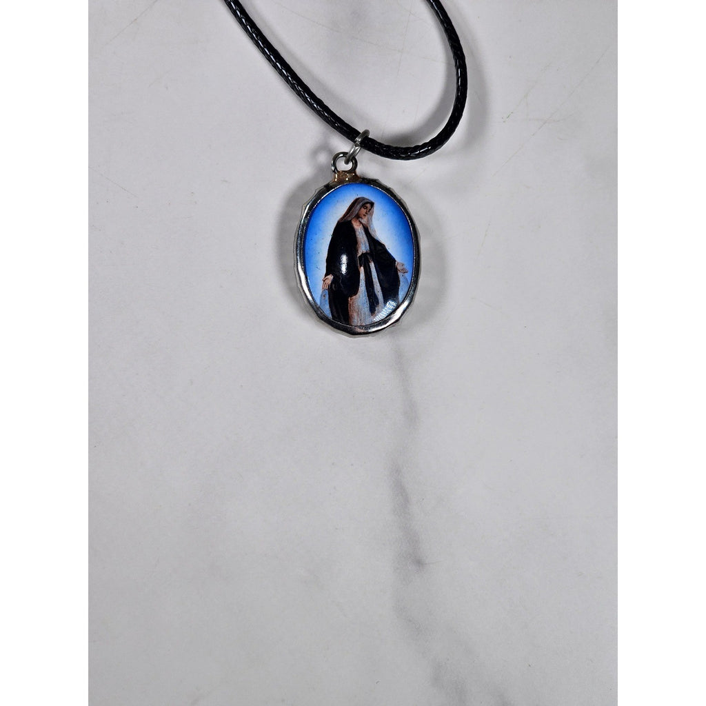 Vintage Madonna Pendant Necklace Lightweight Silver Tone Religious