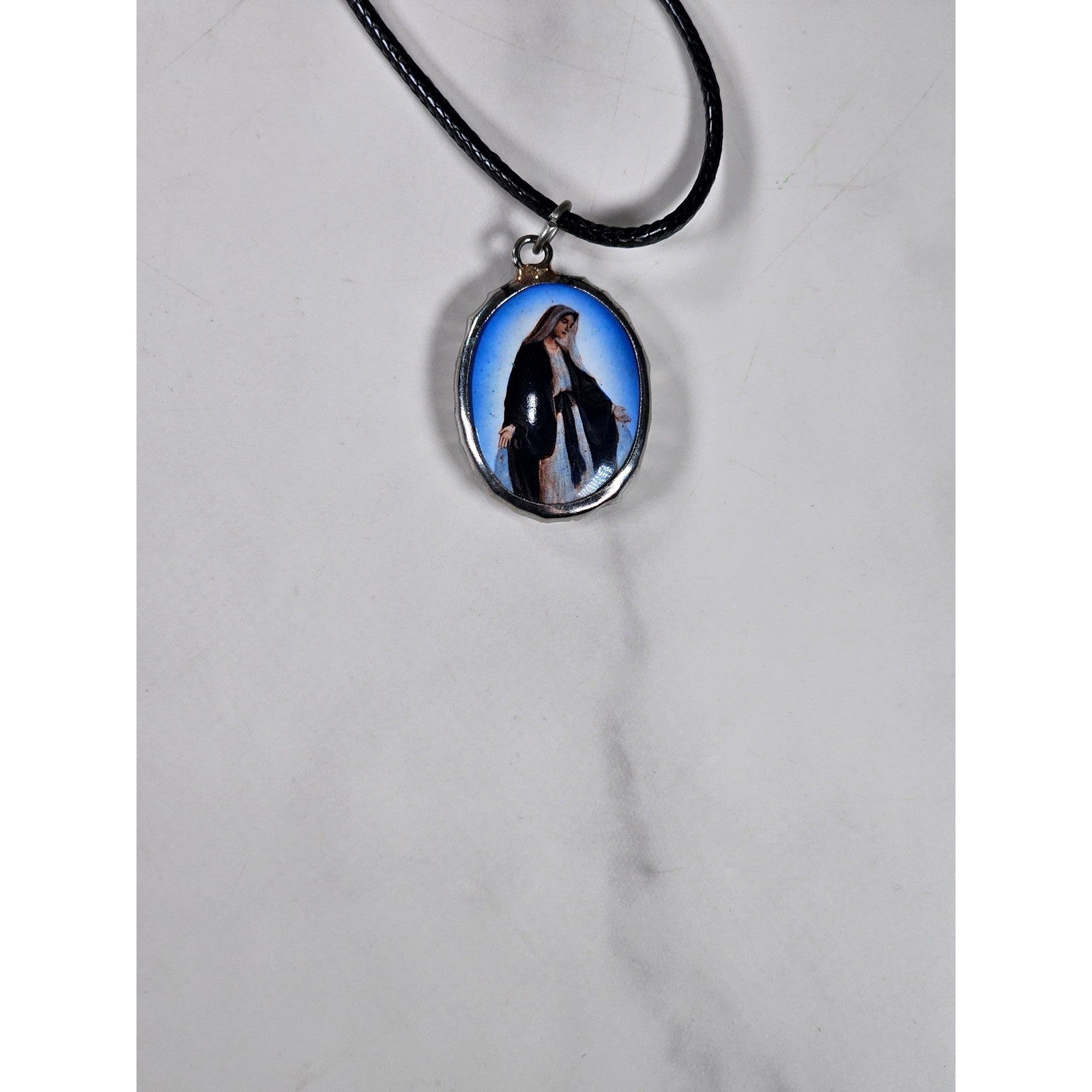 Vintage Madonna Pendant Necklace Lightweight Silver Tone Religious