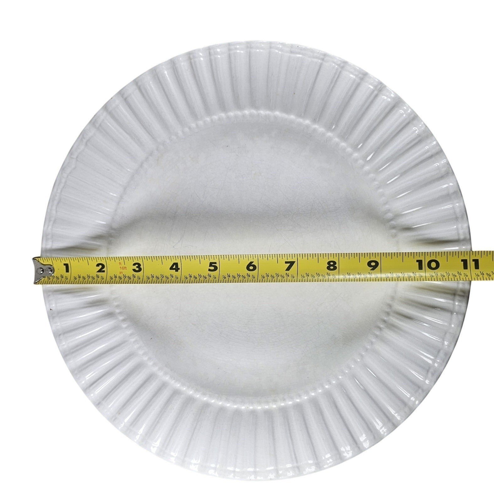 Set Of 6 White Embossed Dinner Plates Thomson Pottery 10.75 Inch Ceramic