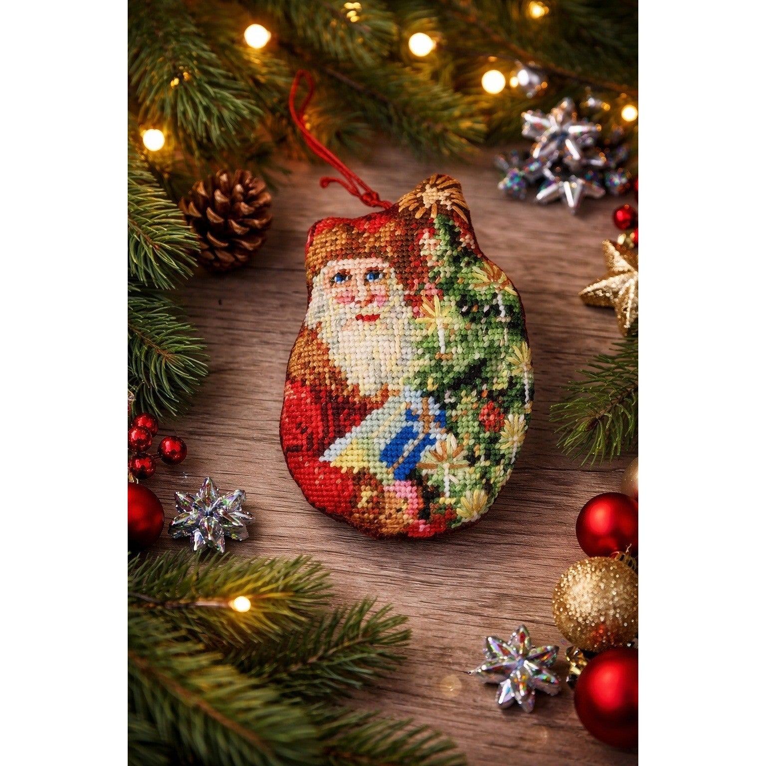 Vintage Embroidered Santa Claus Christmas Ornament 4 Inch Fabric