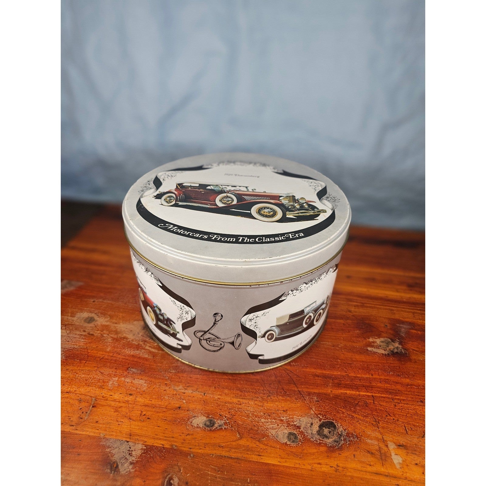 Vintage Classic Car Cookie Tin Empty Round Metal Motorcars from the Classic Era
