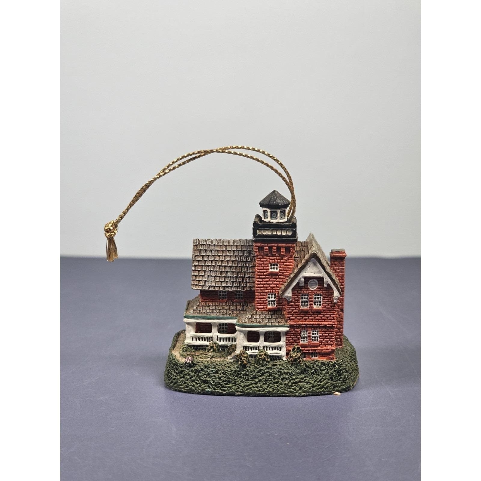 Harbour Lights Sea Girt Lighthouse Ornament Society Edition Coastal Decor