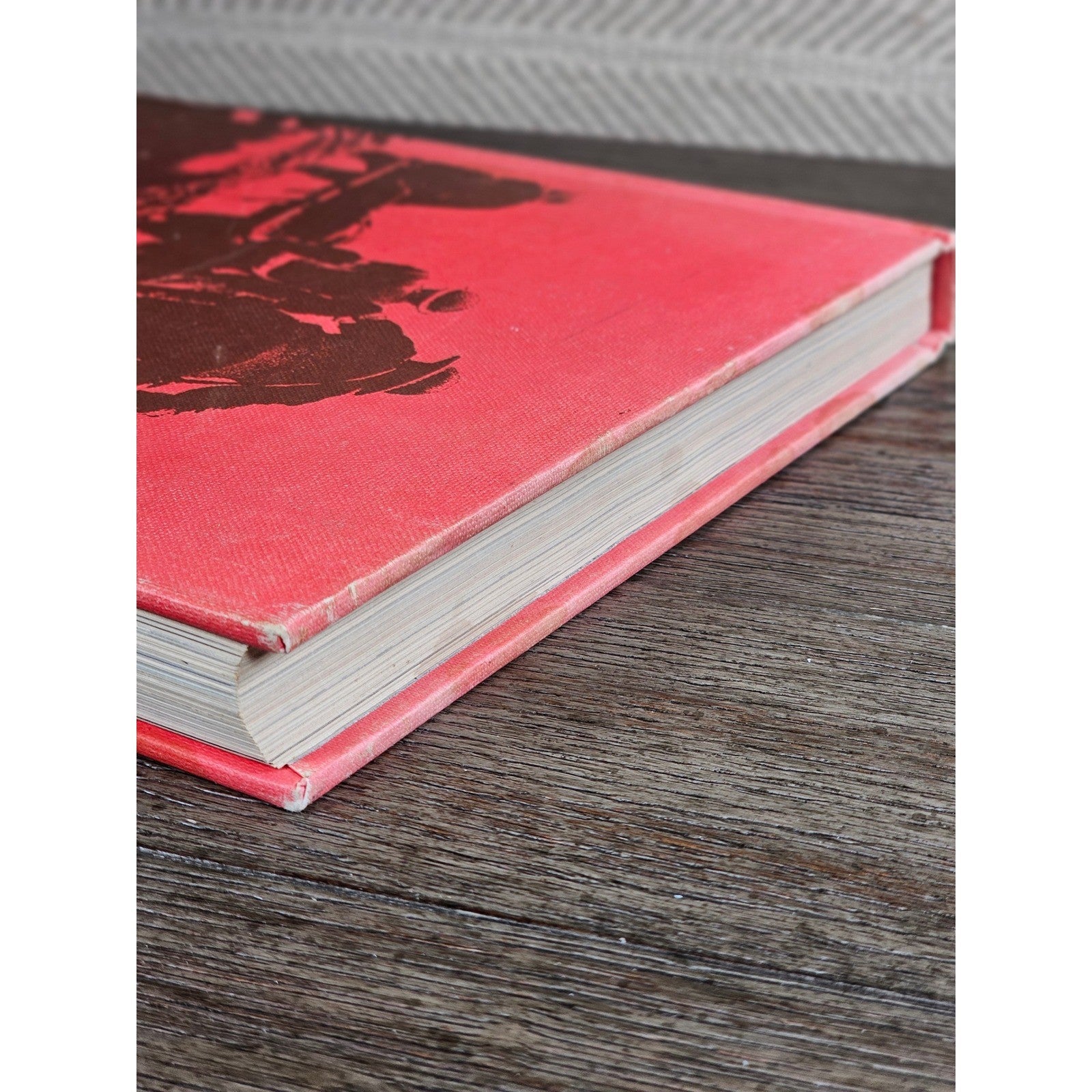 Vintage 1974 WWII History Book Octopus Books Red Hardcover