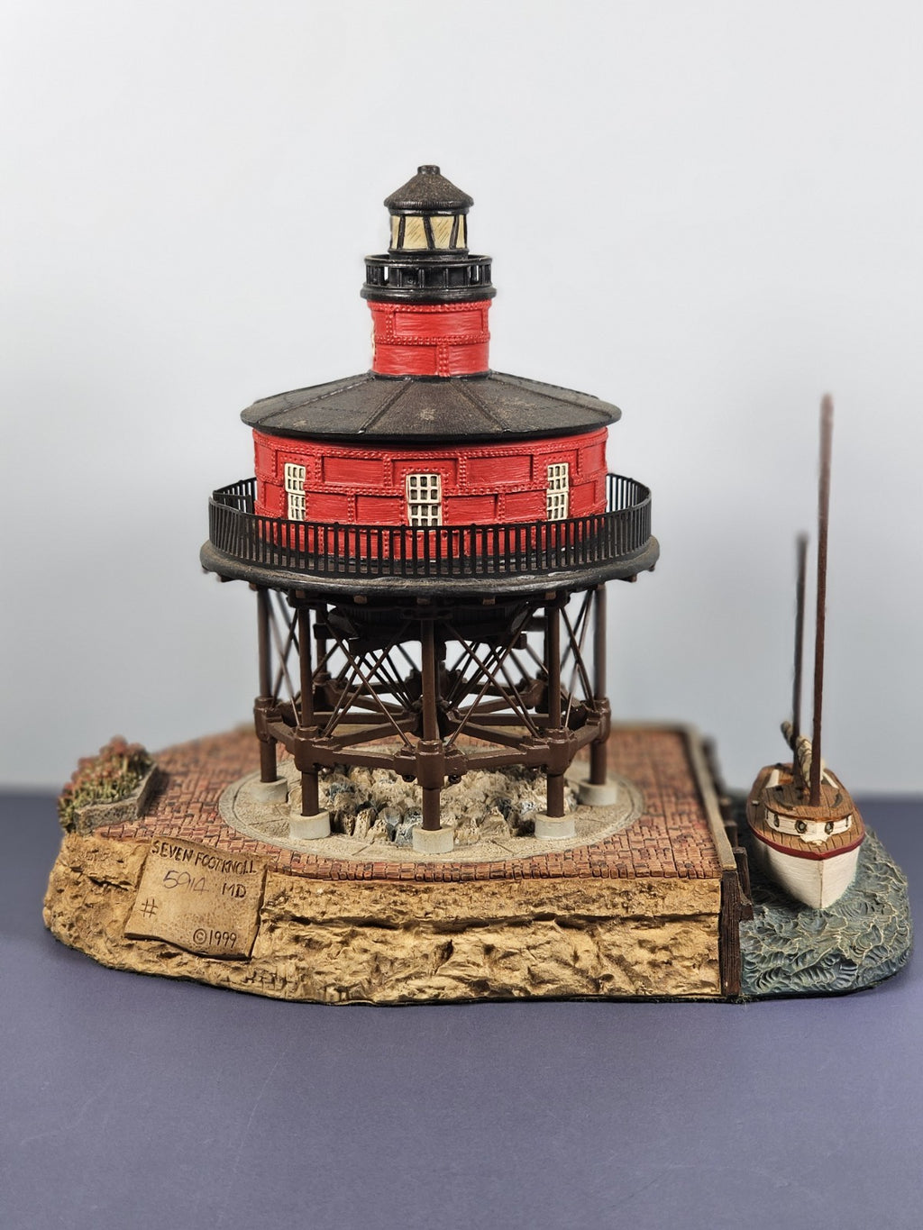 Harbour Lights #521 Seven Foot Knoll Maryland 1999 Lighthouse Nautical Decor