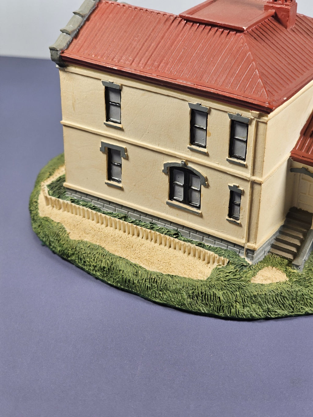 Admiralty Head Lighthouse Danbury Mint Lighthouses 1992  Whidbey Island WA