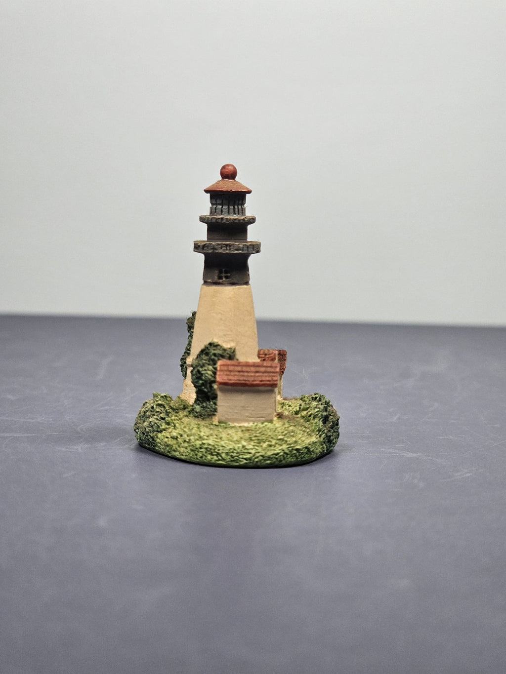 Lenox Miniature Lighthouse Thimble Figurine Grosse Point Lighthouse Illinois