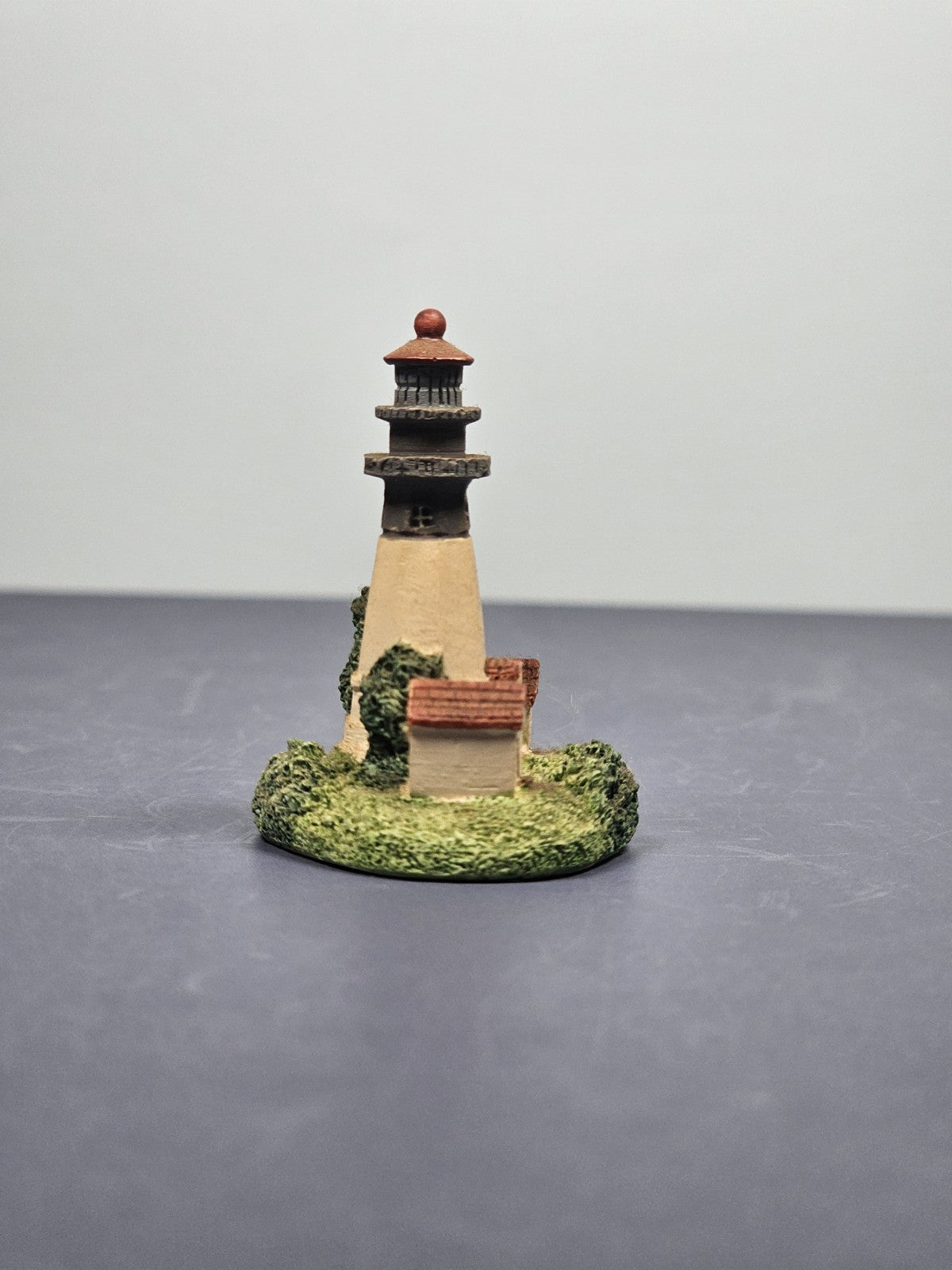 Lenox Miniature Lighthouse Thimble Figurine Grosse Point Lighthouse Illinois